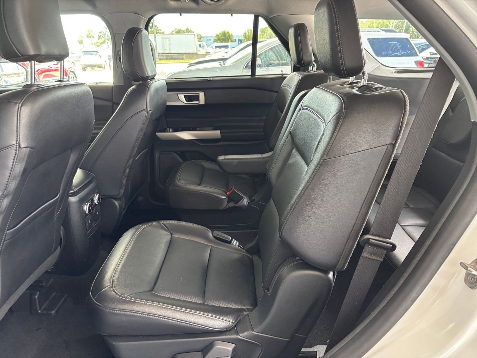 Thumbnail: 2023 Ford Explorer - 25