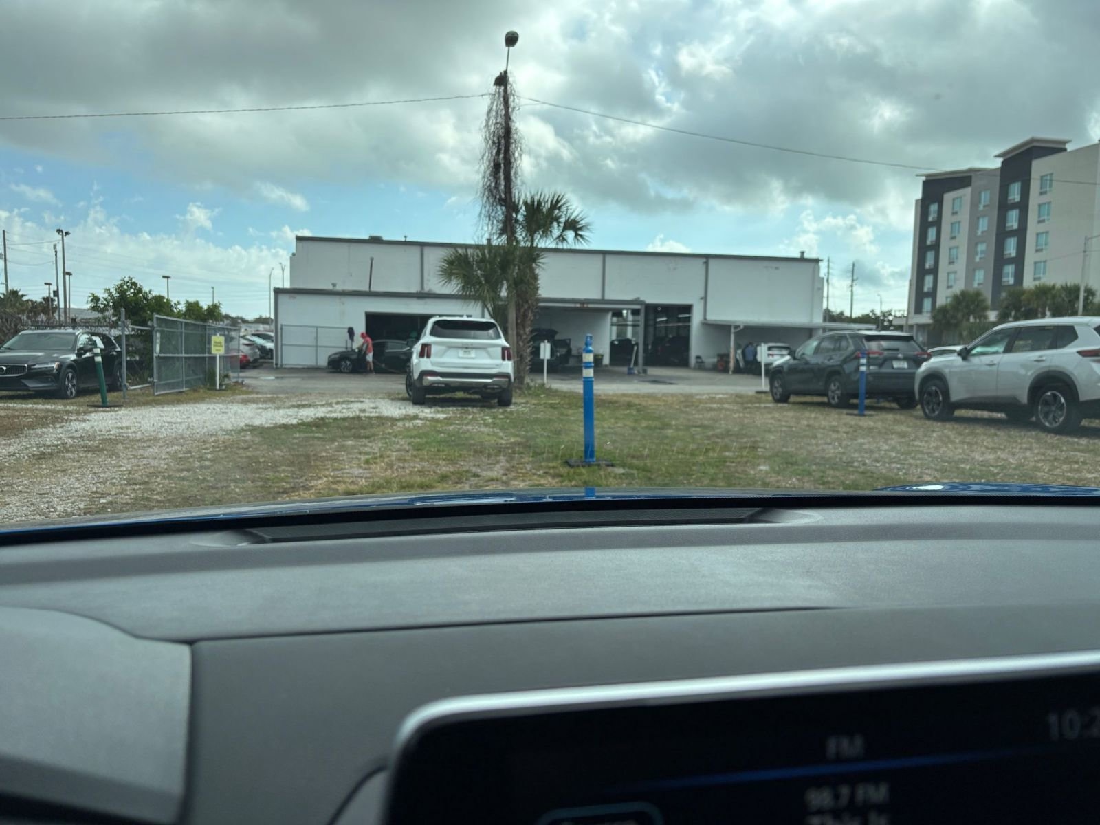 Thumbnail: 2025 Nissan Sentra - 17