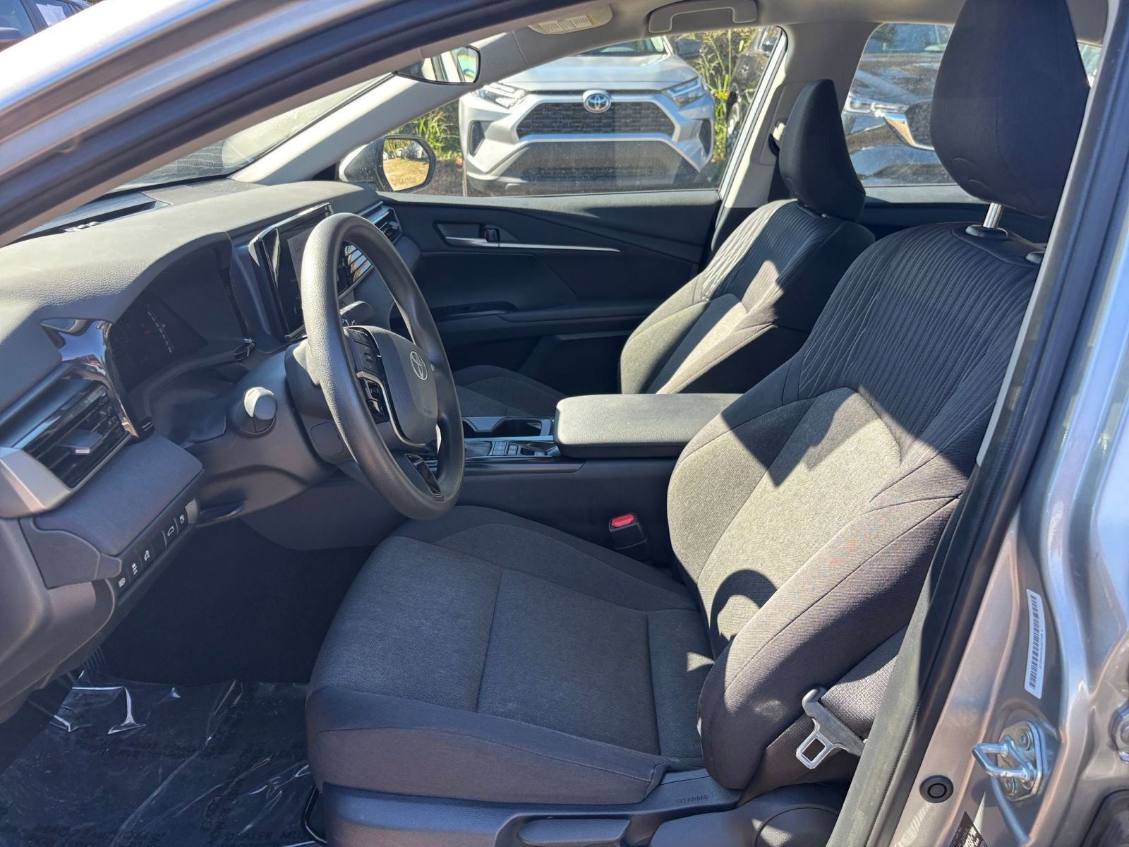 Thumbnail: 2025 Toyota Camry - 27