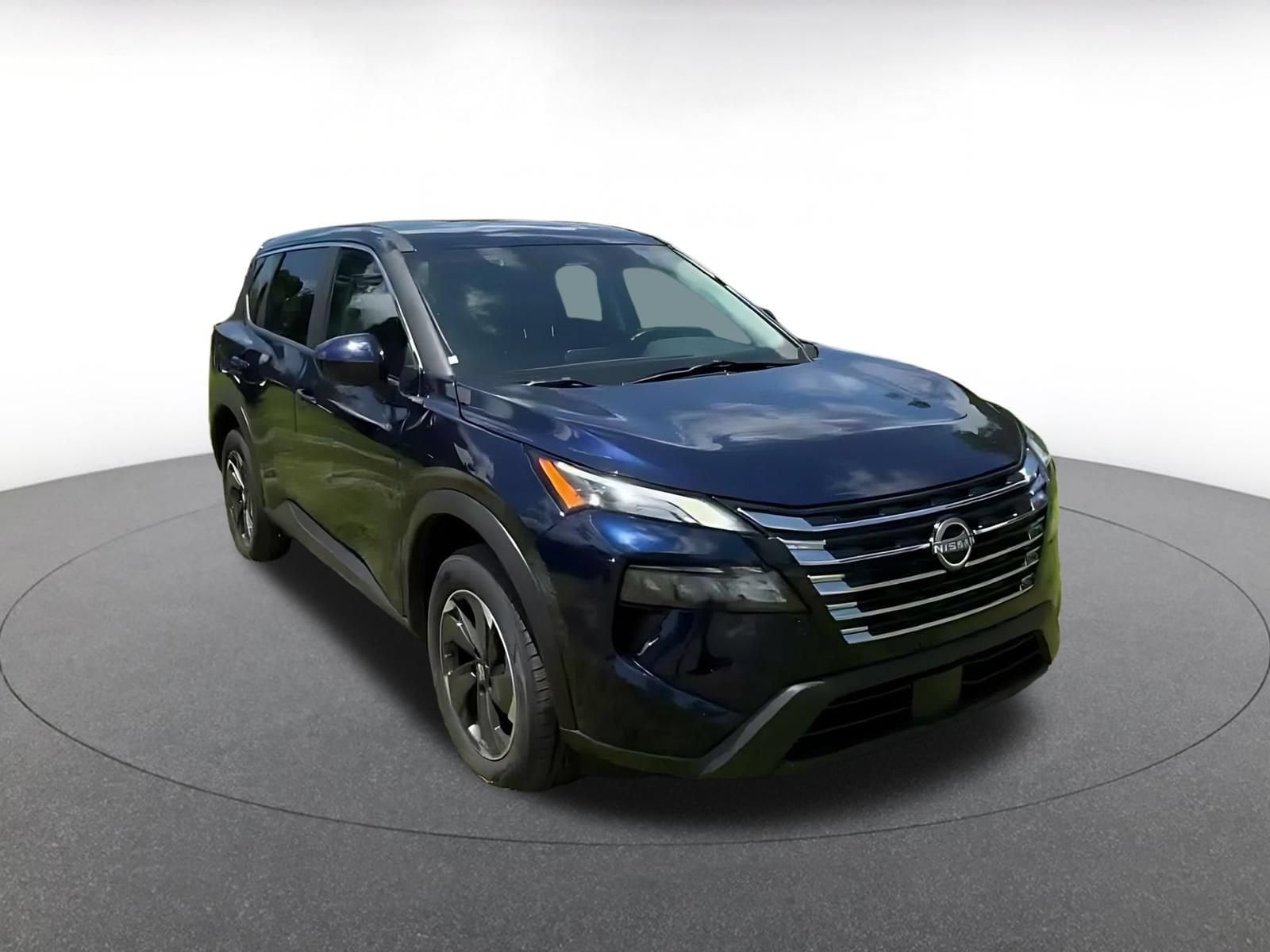 Thumbnail: 2025 Nissan Rogue - 3