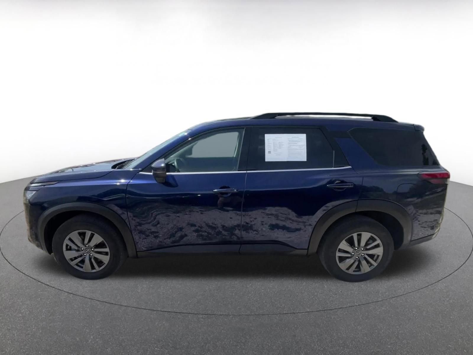 Thumbnail: 2025 Nissan Pathfinder - 9