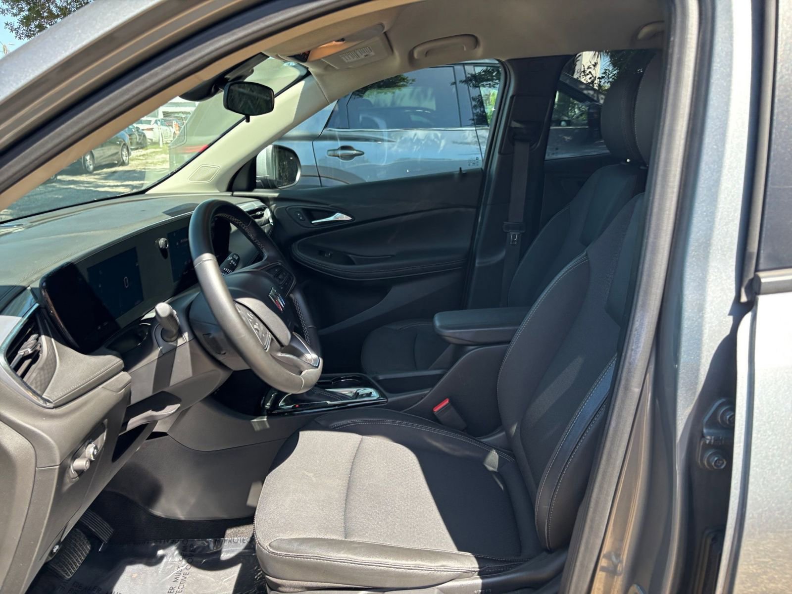Thumbnail: 2025 Buick Encore GX - 29