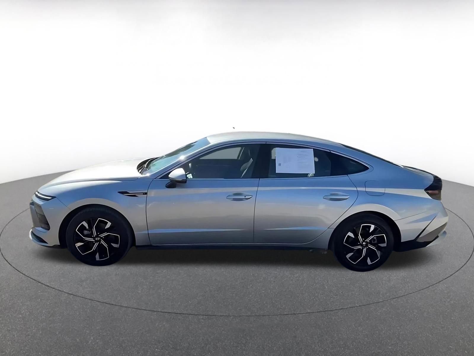 Thumbnail: 2025 Hyundai Sonata - 10