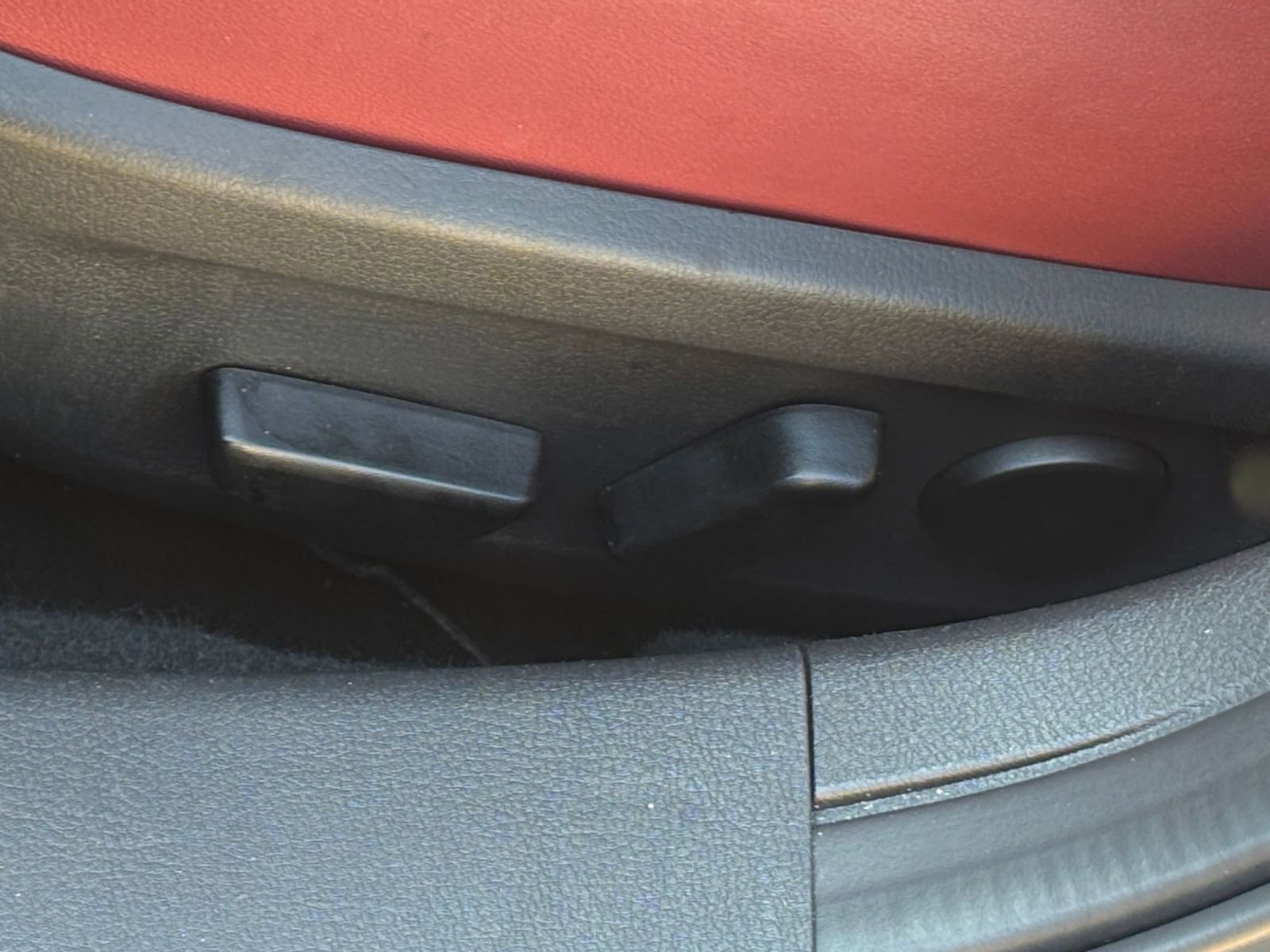 Thumbnail: 2025 Mazda Mazda3 - 23