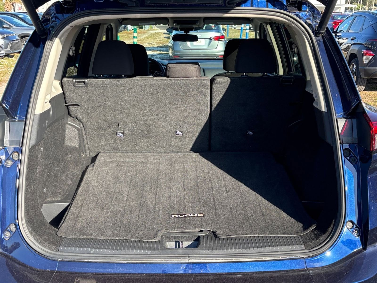 Thumbnail: 2025 Nissan Rogue - 33