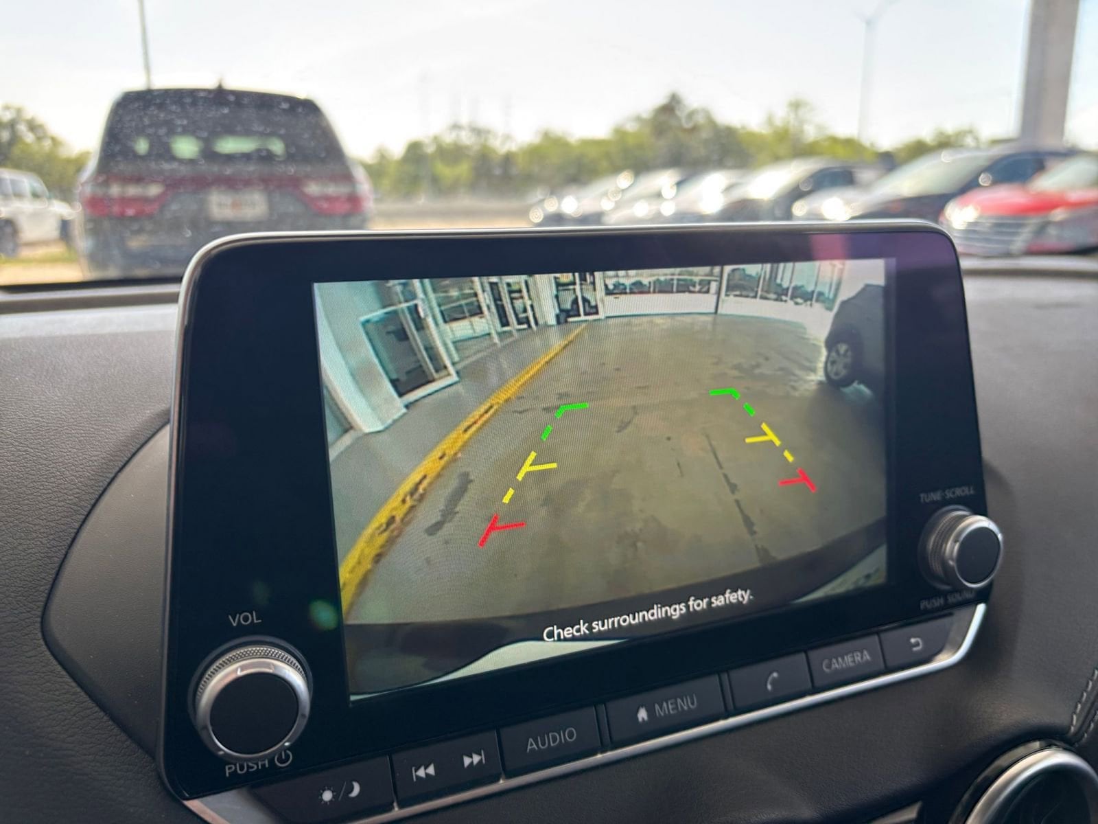 Thumbnail: 2025 Nissan Sentra - 24