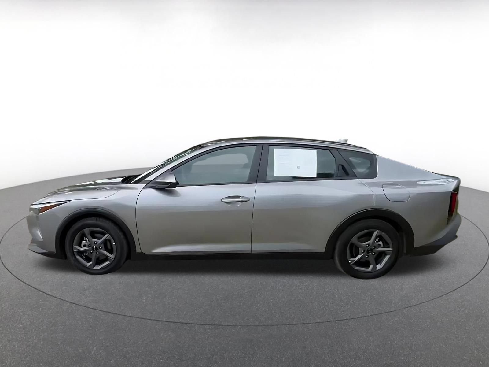 Thumbnail: 2025 Kia K4 - 9