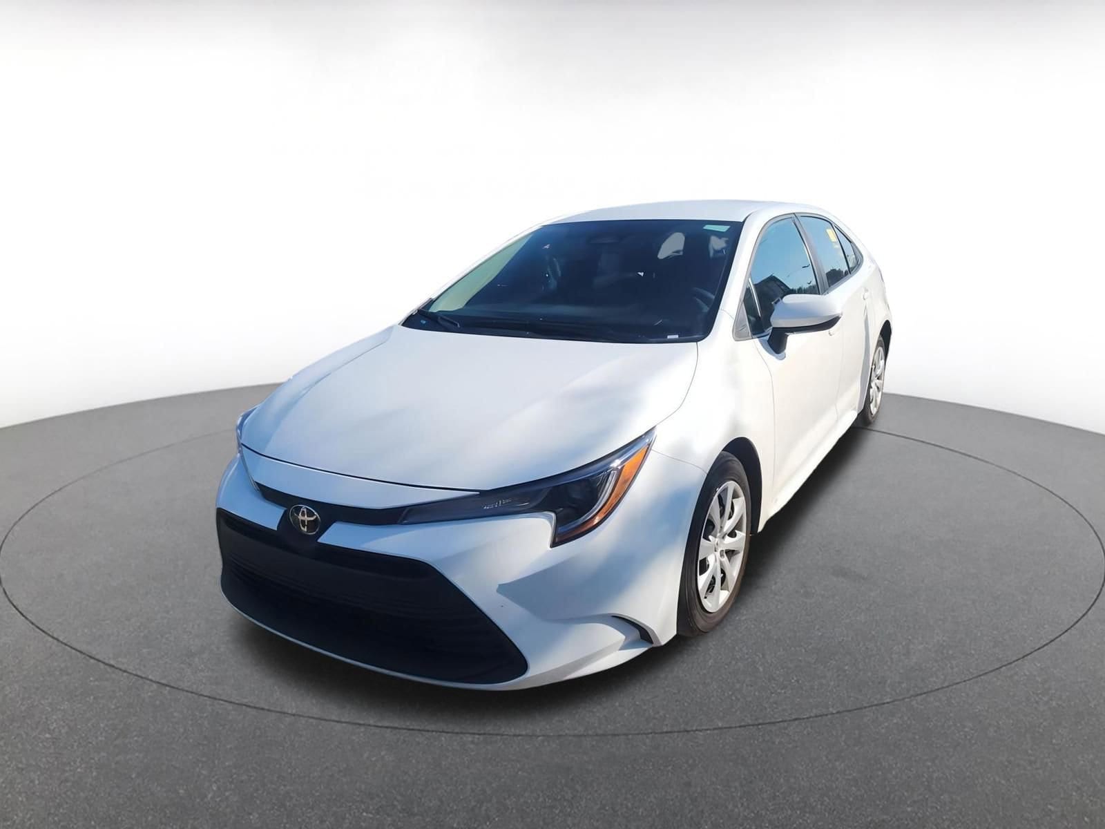 Thumbnail: 2025 Toyota Corolla - 3