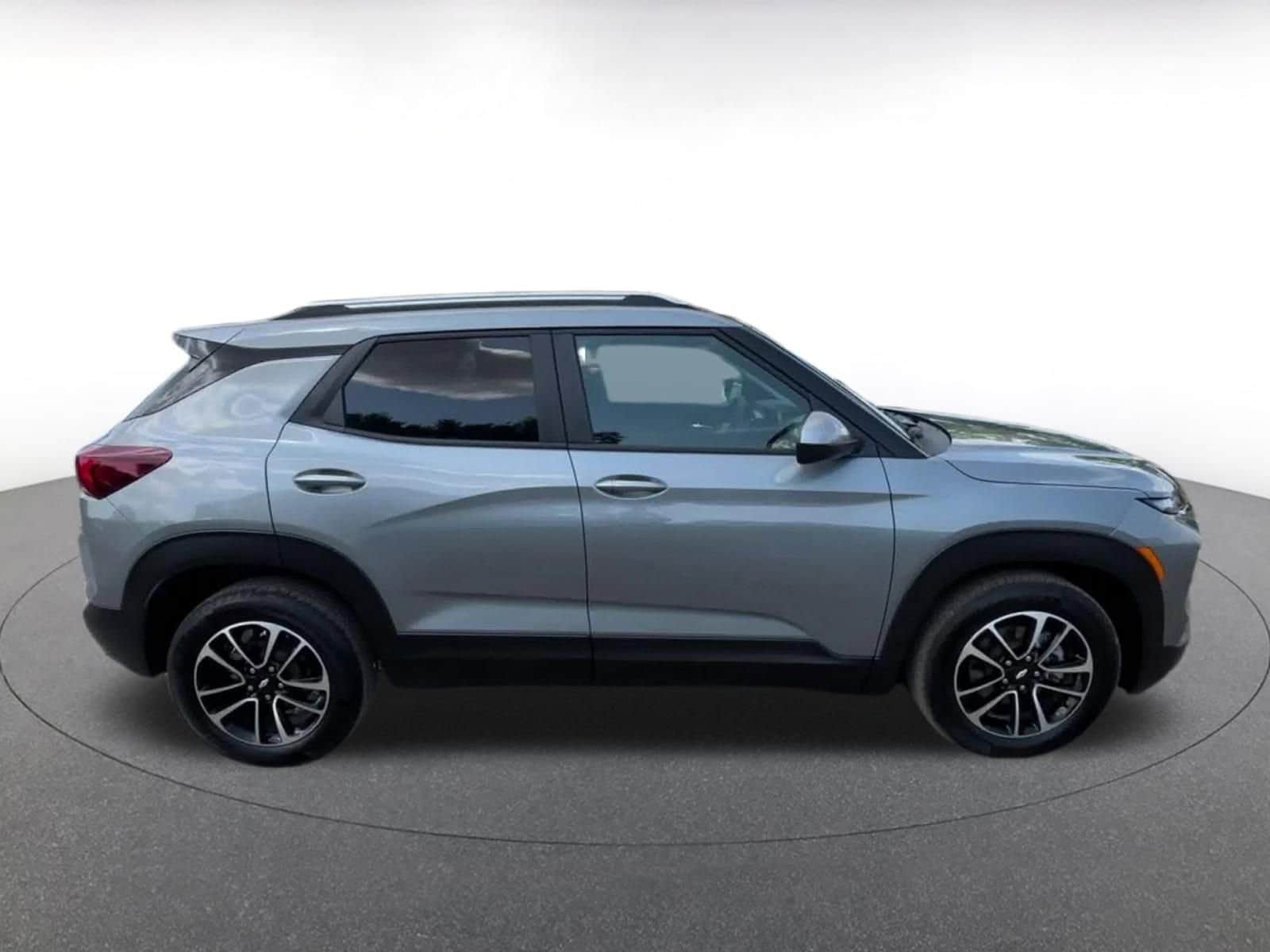 Thumbnail: 2025 Chevrolet TrailBlazer - 16