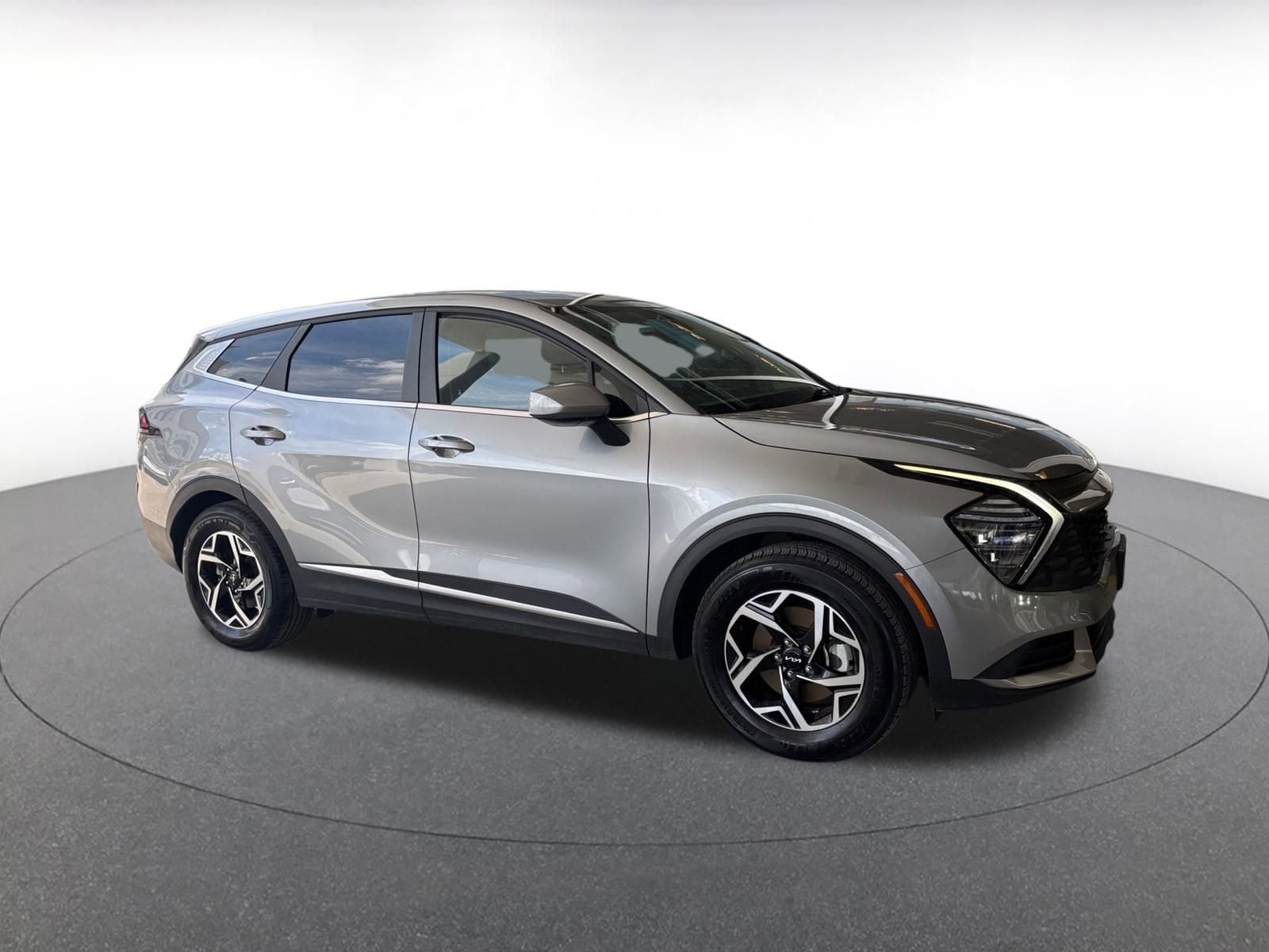 Thumbnail: 2024 Kia Sportage - 1
