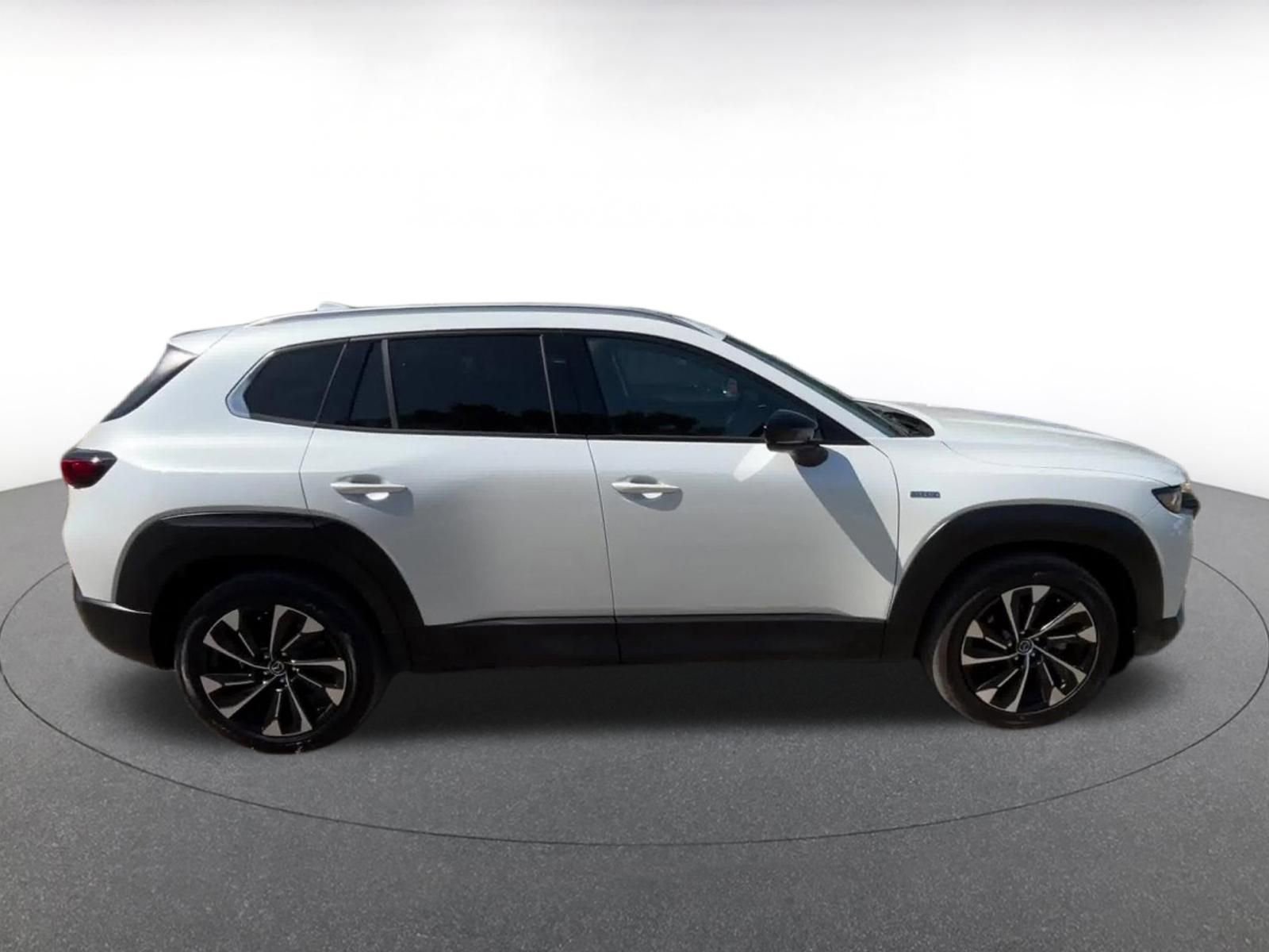 Thumbnail: 2025 Mazda CX-50 - 16