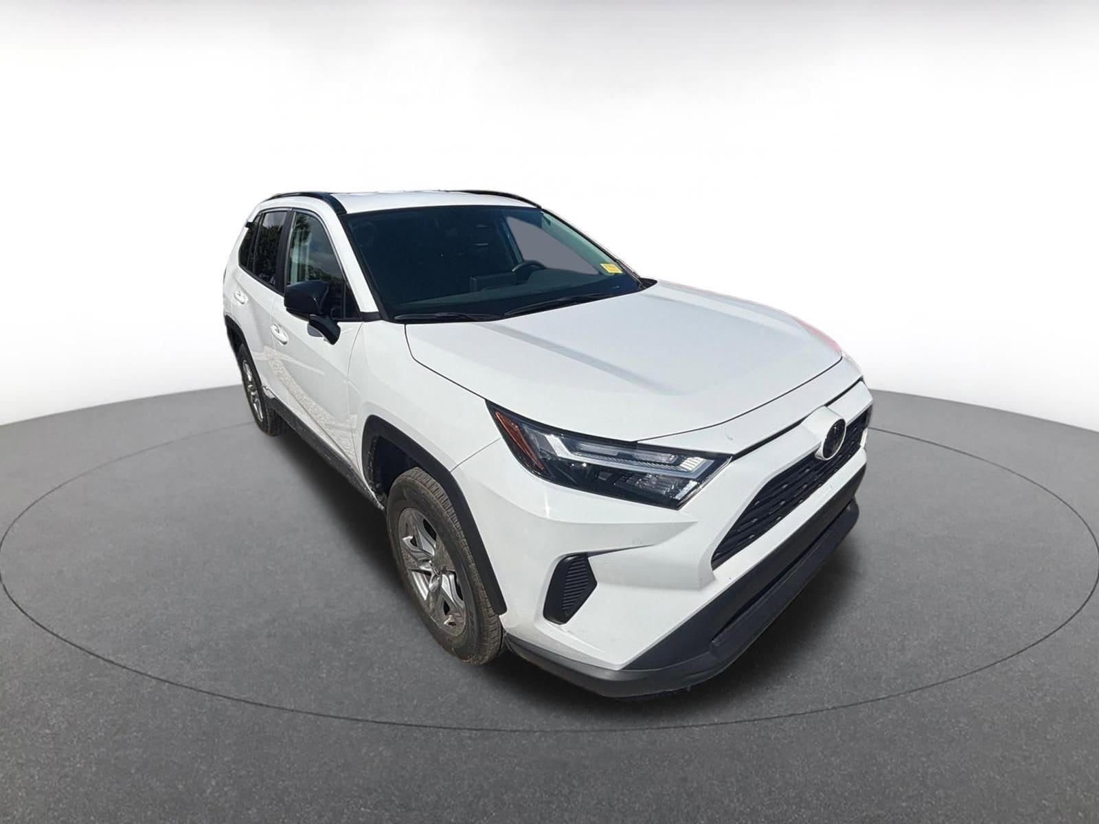Thumbnail: 2025 Toyota RAV4 - 2