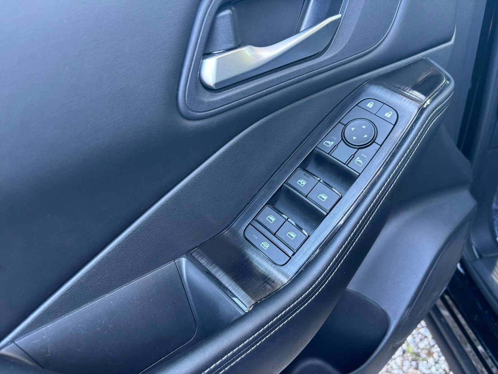 Thumbnail: 2025 Nissan Rogue - 18