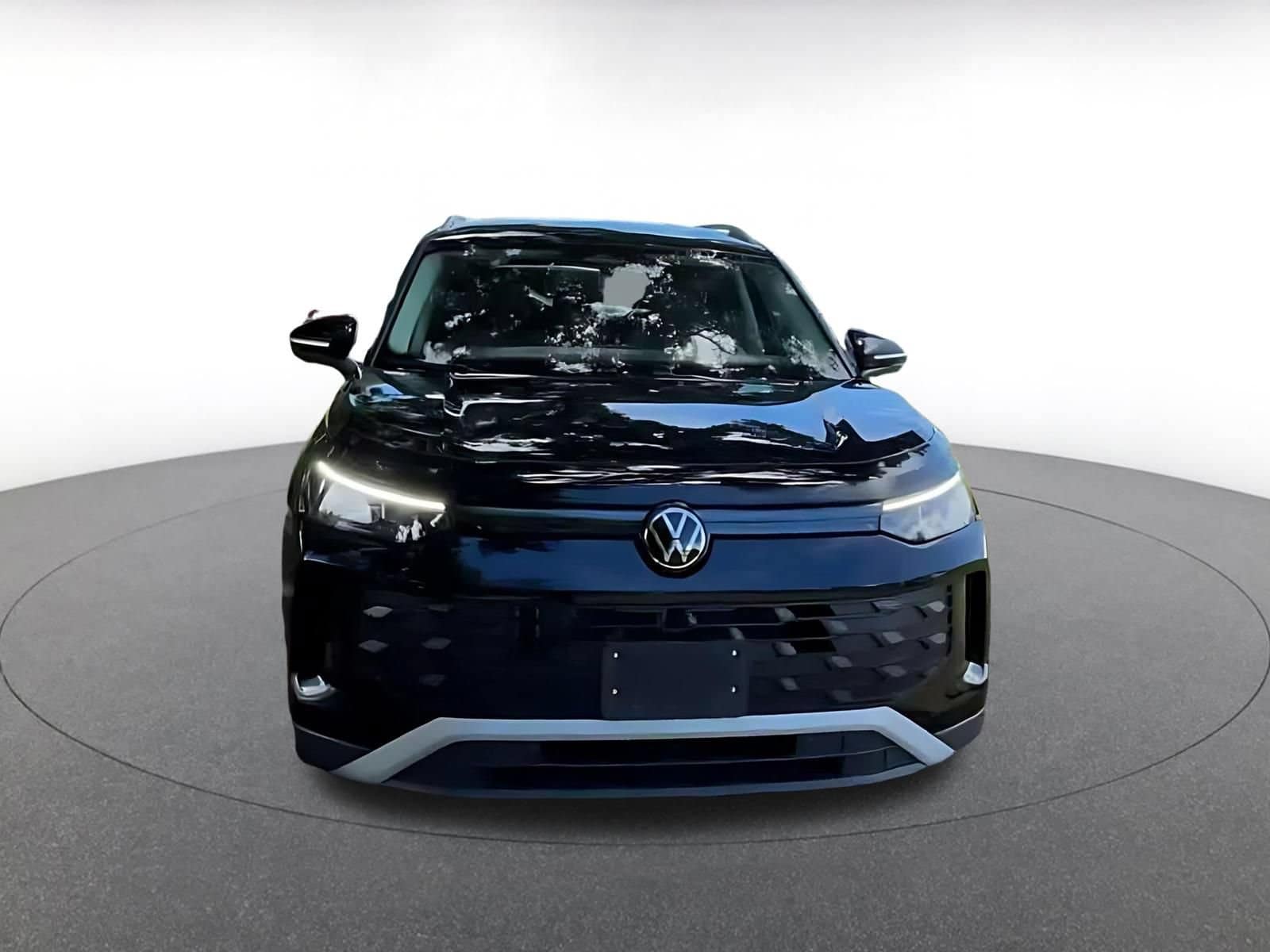 Thumbnail: 2026 Volkswagen Tiguan - 4