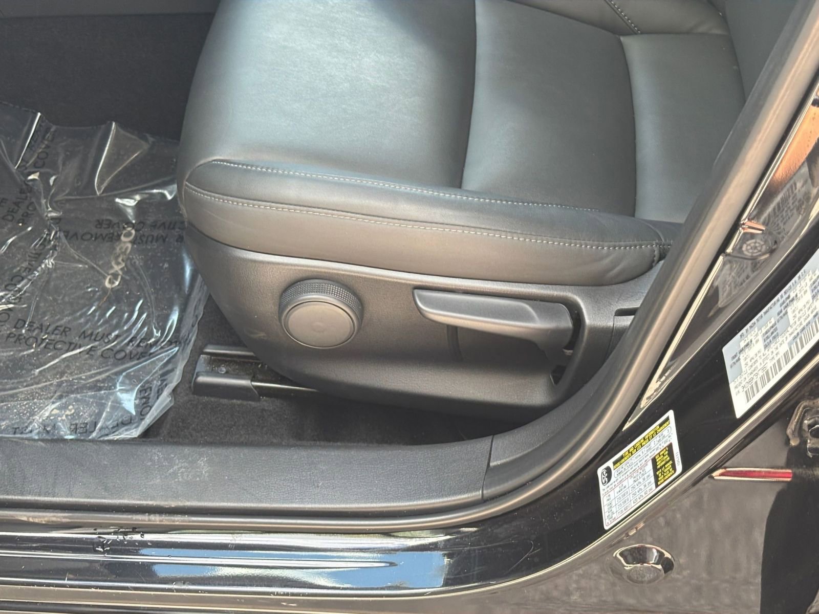 Thumbnail: 2025 Mazda CX-30 - 23