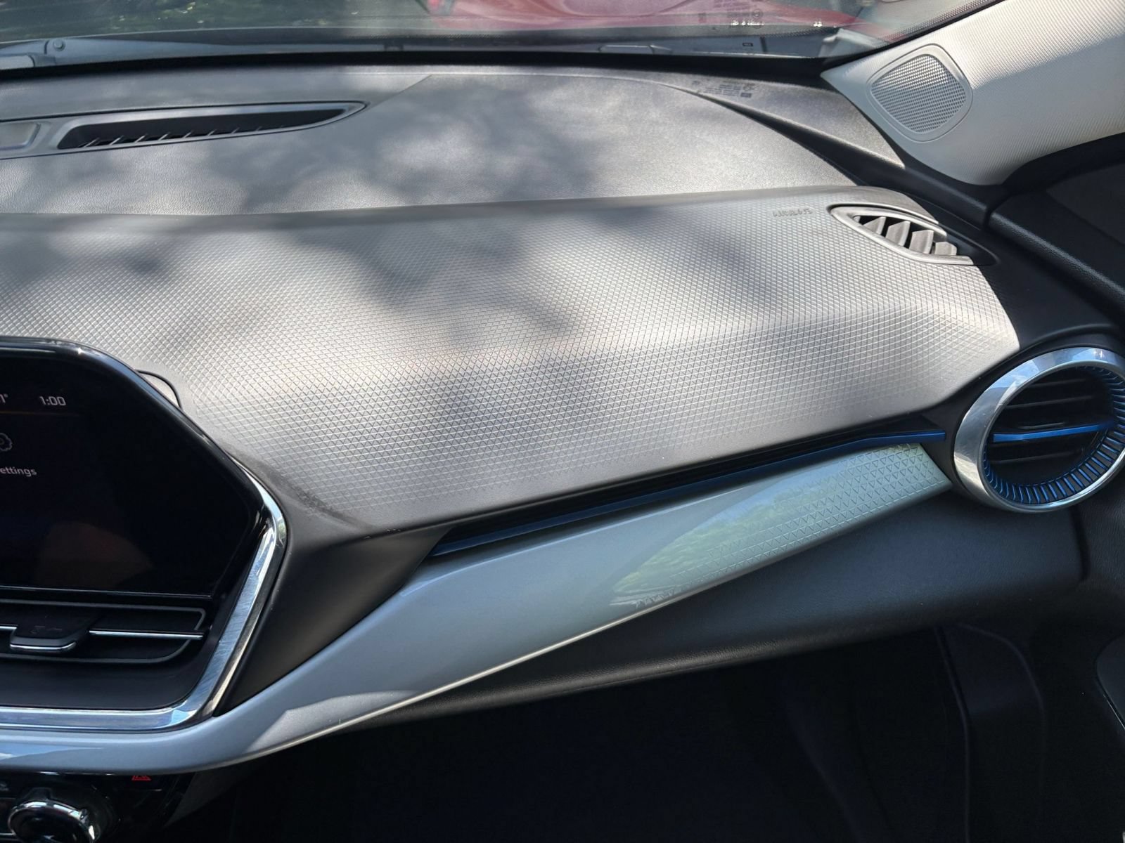 Thumbnail: 2025 Chevrolet Trax - 33