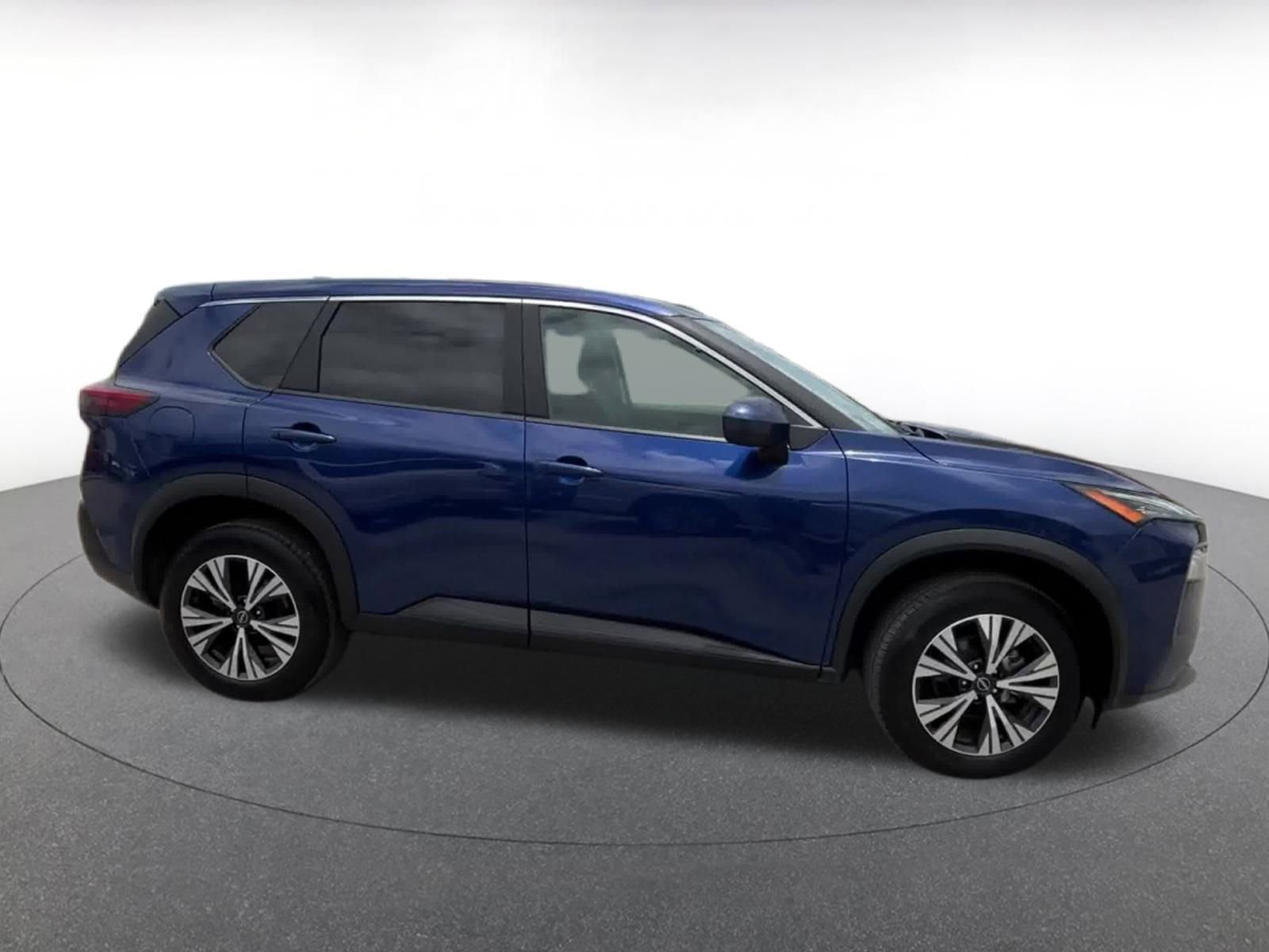 Thumbnail: 2023 Nissan Rogue - 16