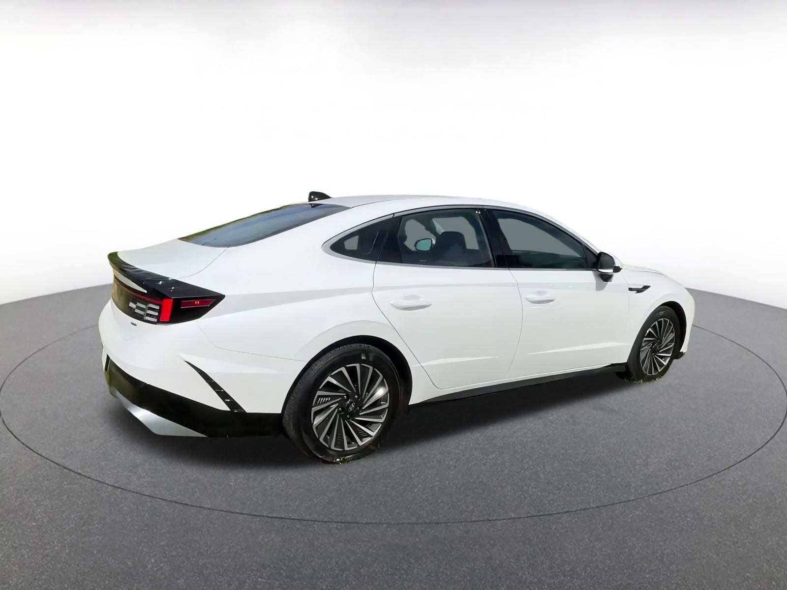 Thumbnail: 2024 Hyundai Sonata - 15