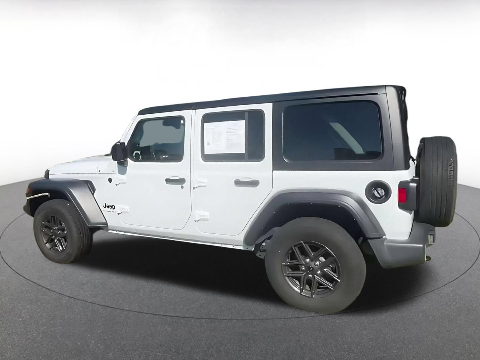 Thumbnail: 2025 Jeep Wrangler - 9