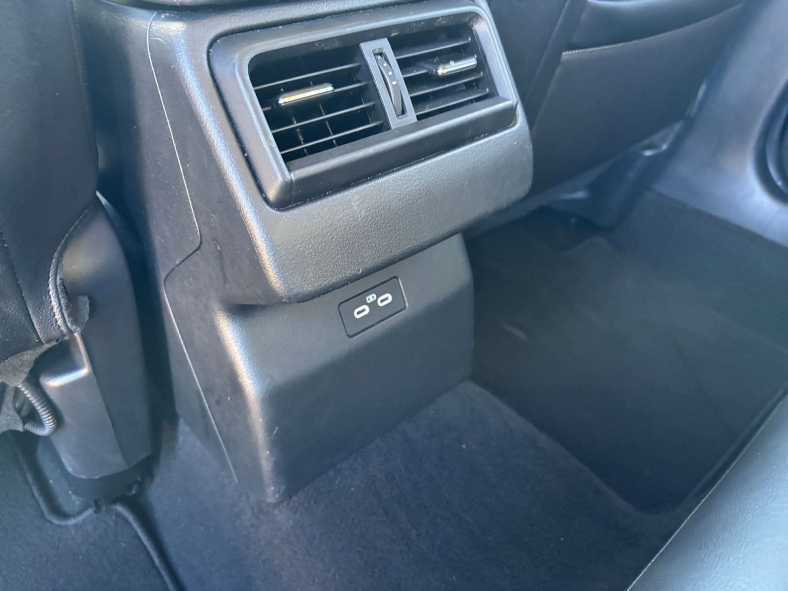 Thumbnail: 2025 Mazda CX-50 - 25