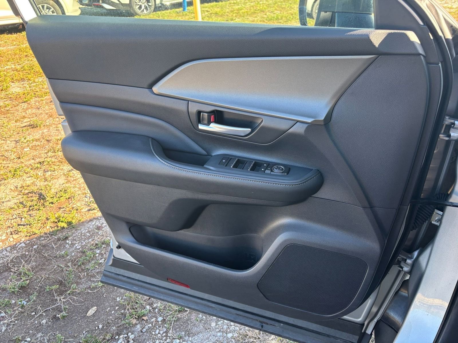 Thumbnail: 2025 Toyota Grand Highlander - 20