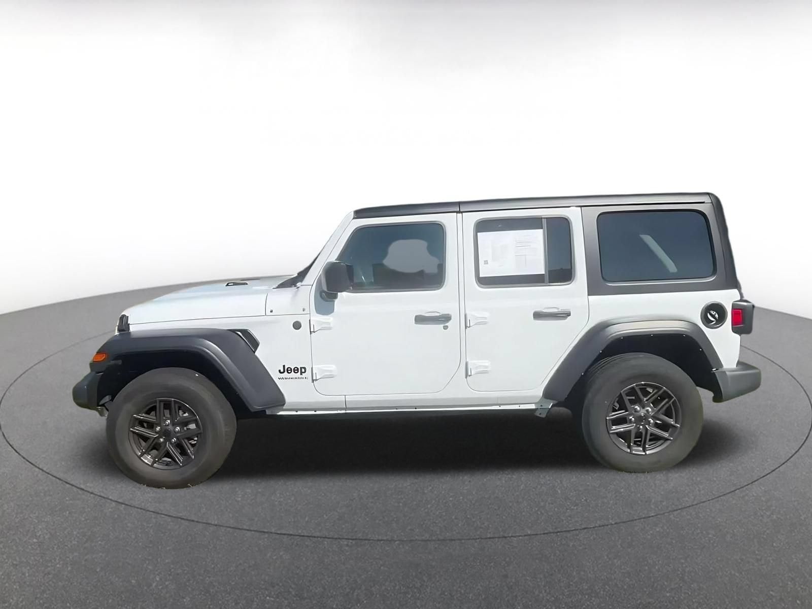 Thumbnail: 2025 Jeep Wrangler - 8