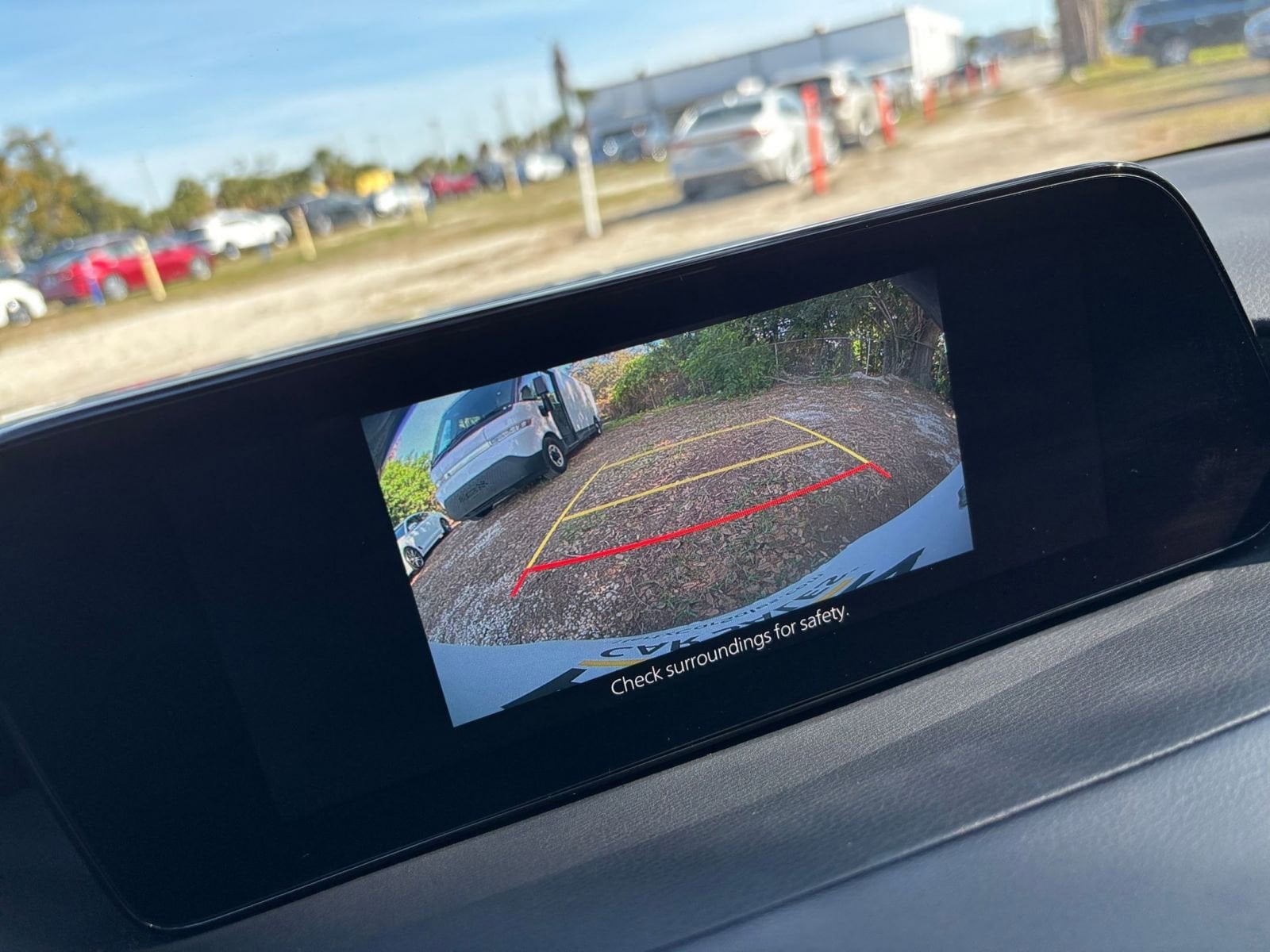 Thumbnail: 2025 Mazda Mazda3 - 20