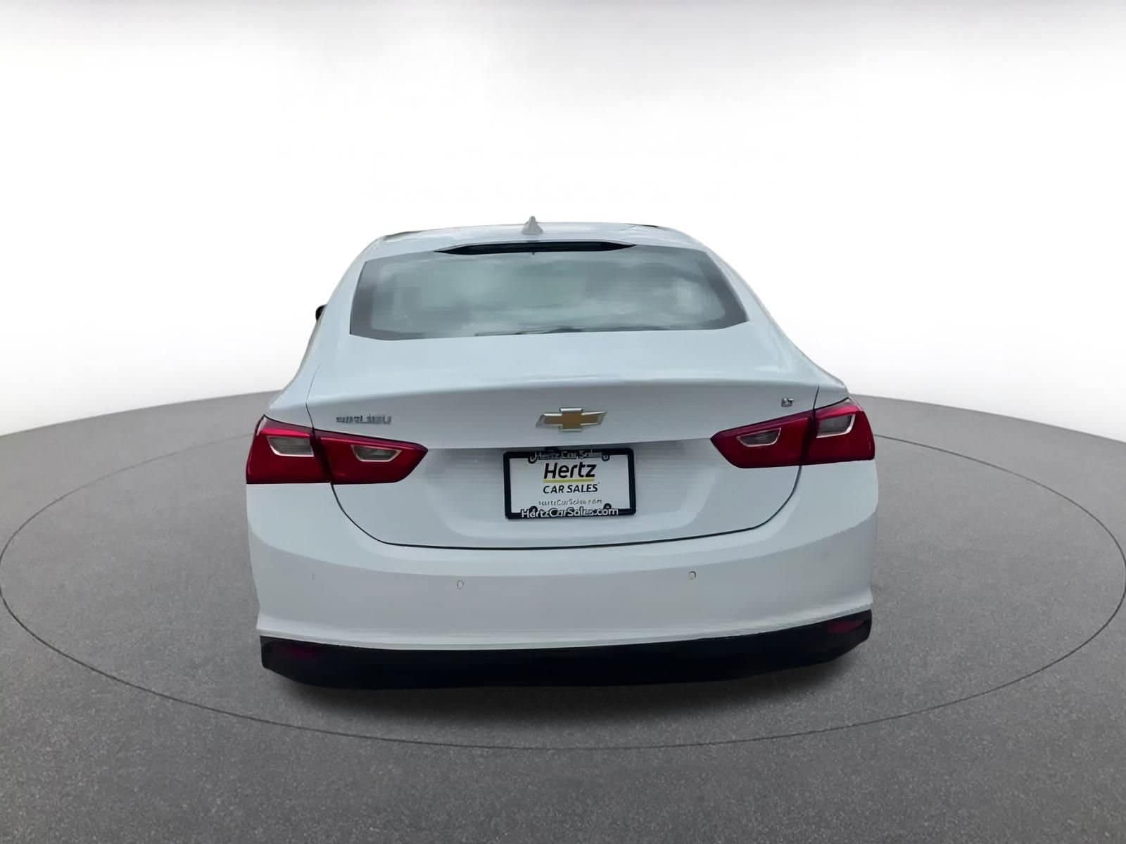 Thumbnail: 2024 Chevrolet Malibu - 12