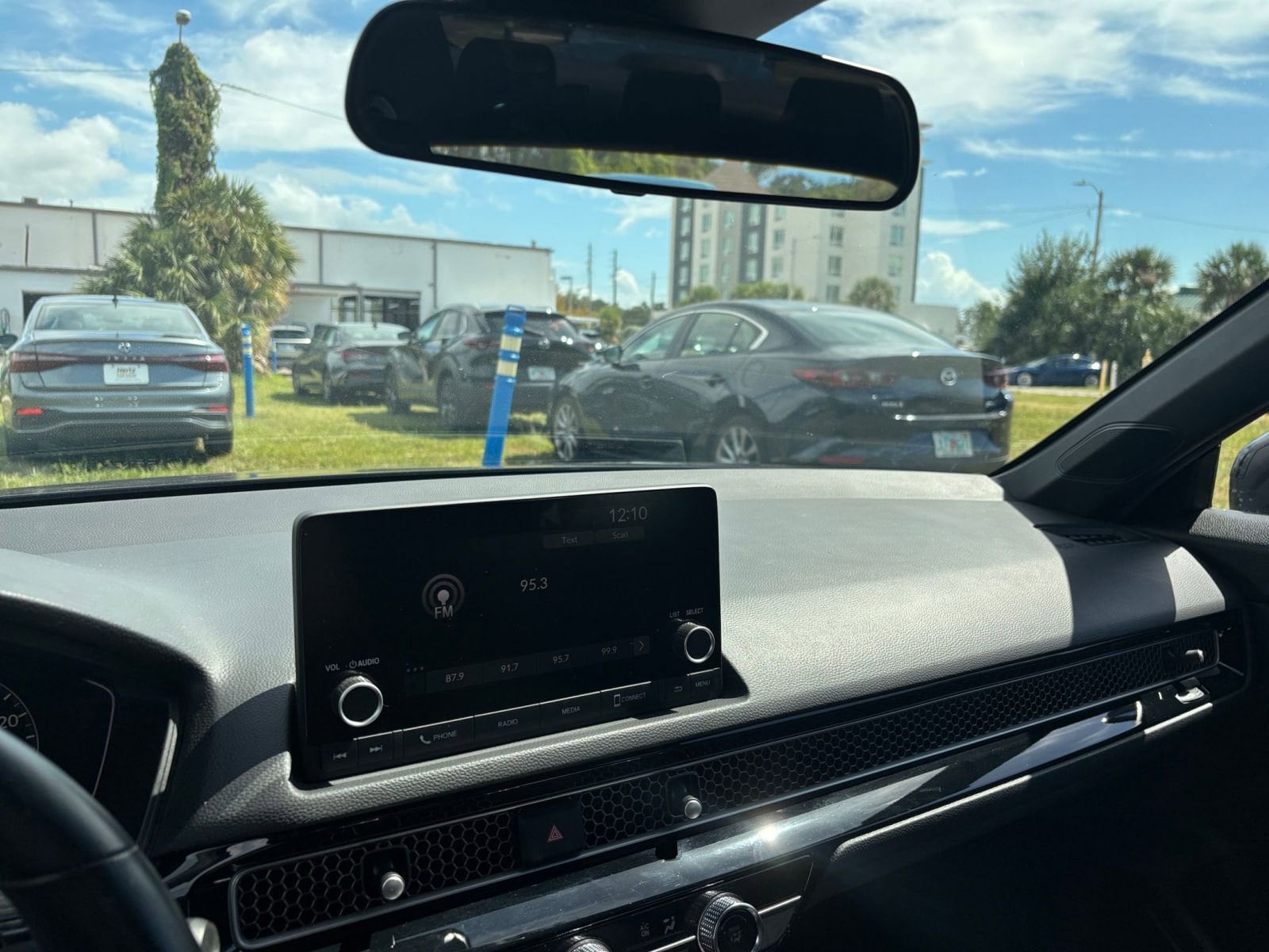 Thumbnail: 2025 Honda Civic - 34