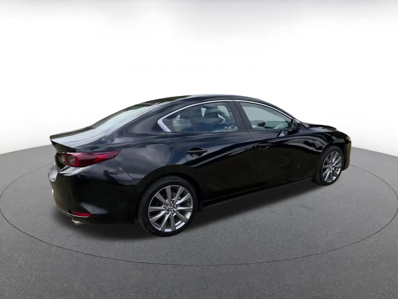 Thumbnail: 2025 Mazda Mazda3 - 15