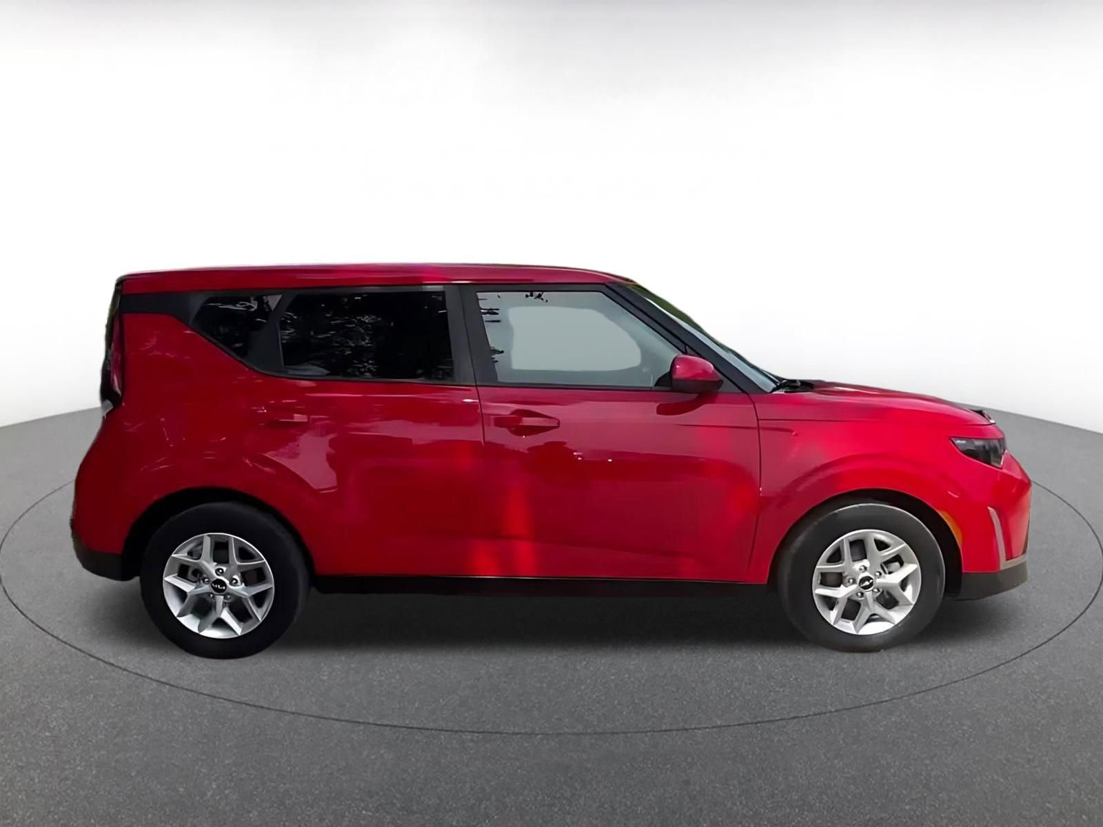 Thumbnail: 2025 Kia Soul - 16