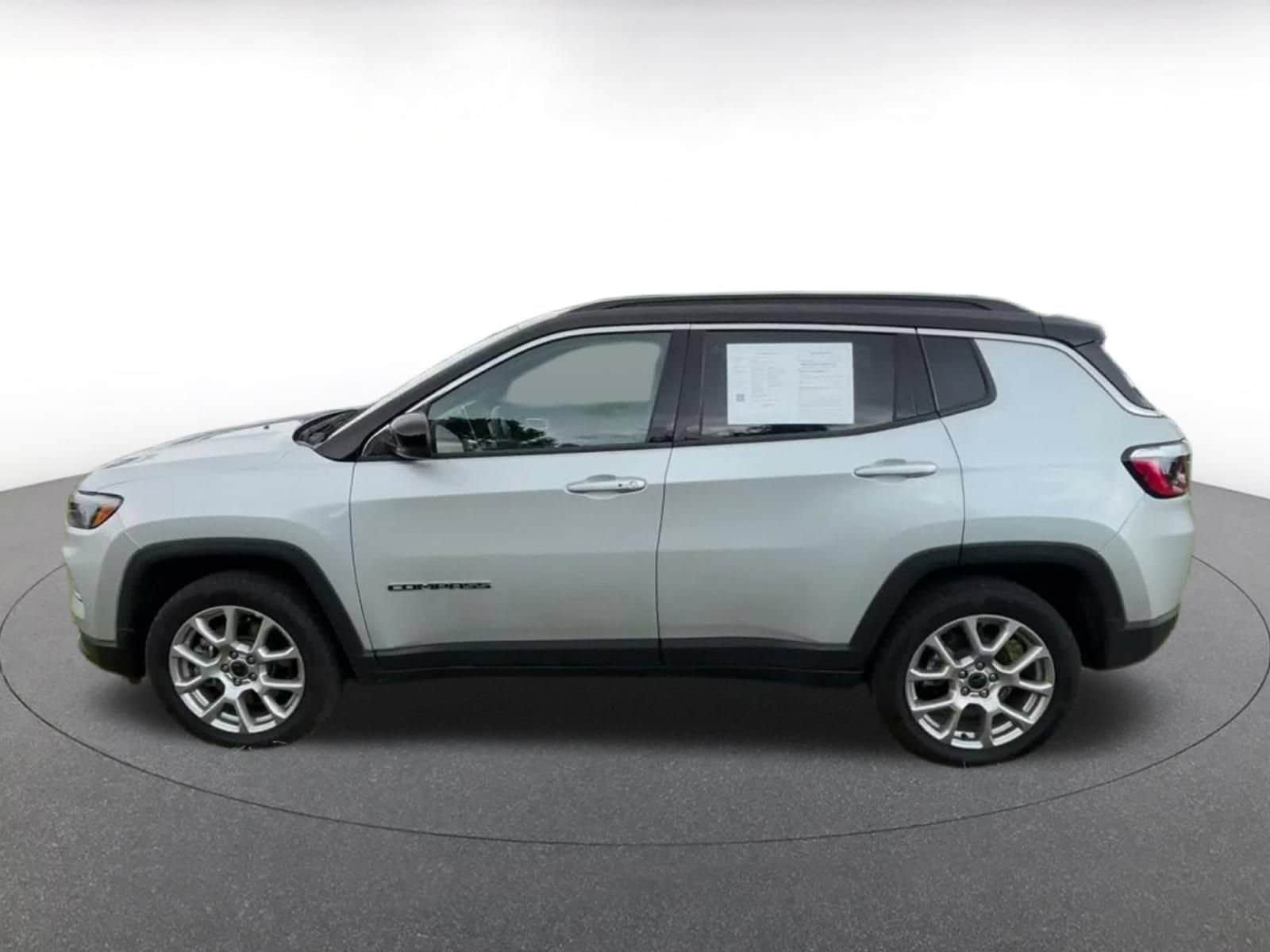 Thumbnail: 2025 Jeep Compass - 7