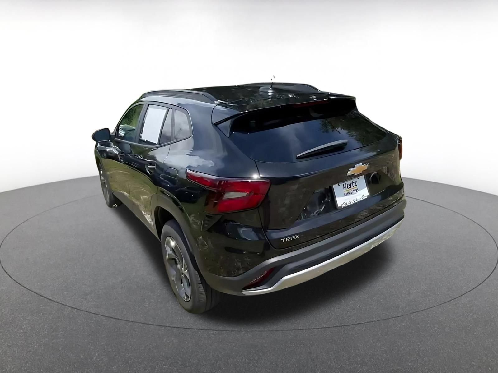 Thumbnail: 2025 Chevrolet Trax - 10