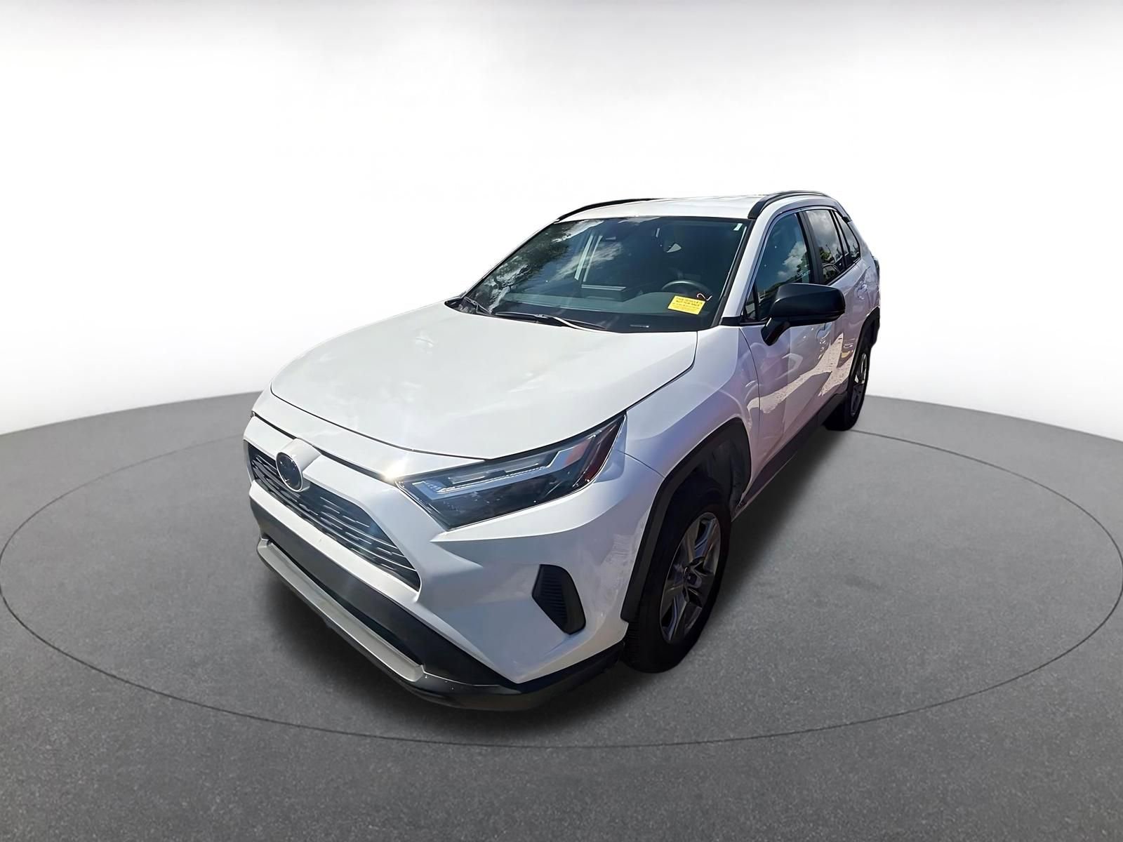 Thumbnail: 2025 Toyota RAV4 - 4