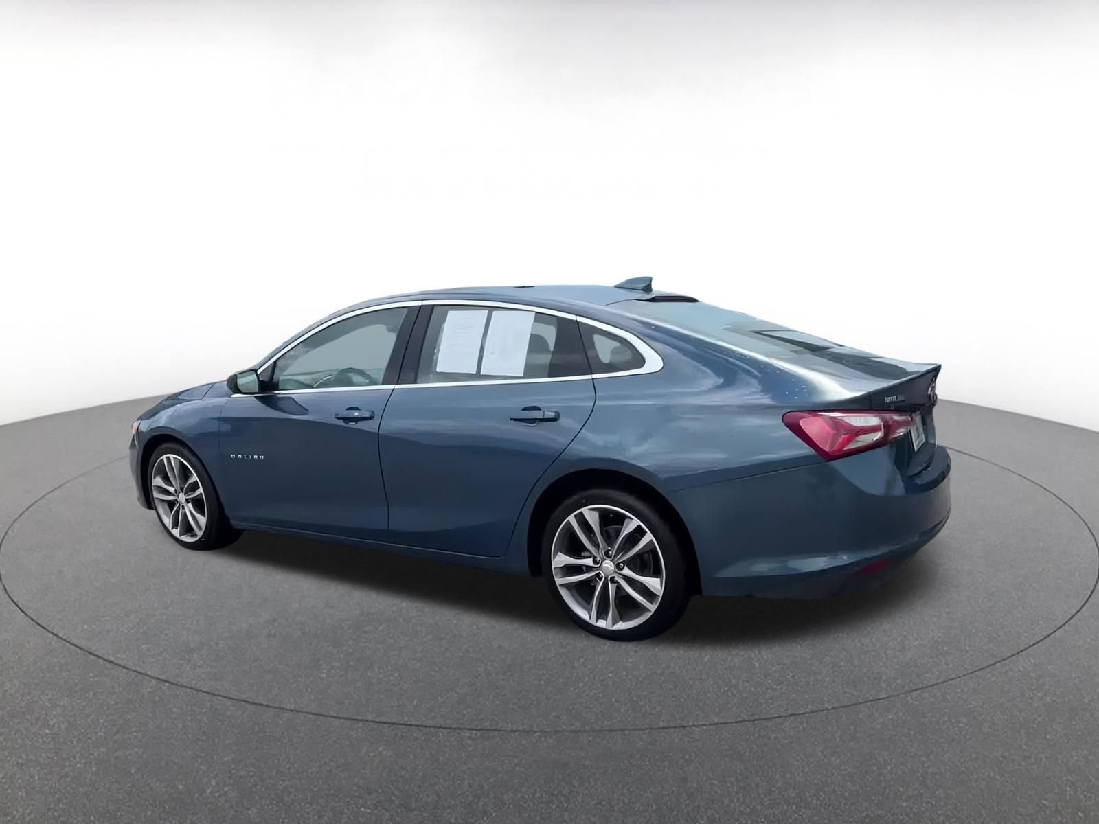 Thumbnail: 2024 Chevrolet Malibu - 10