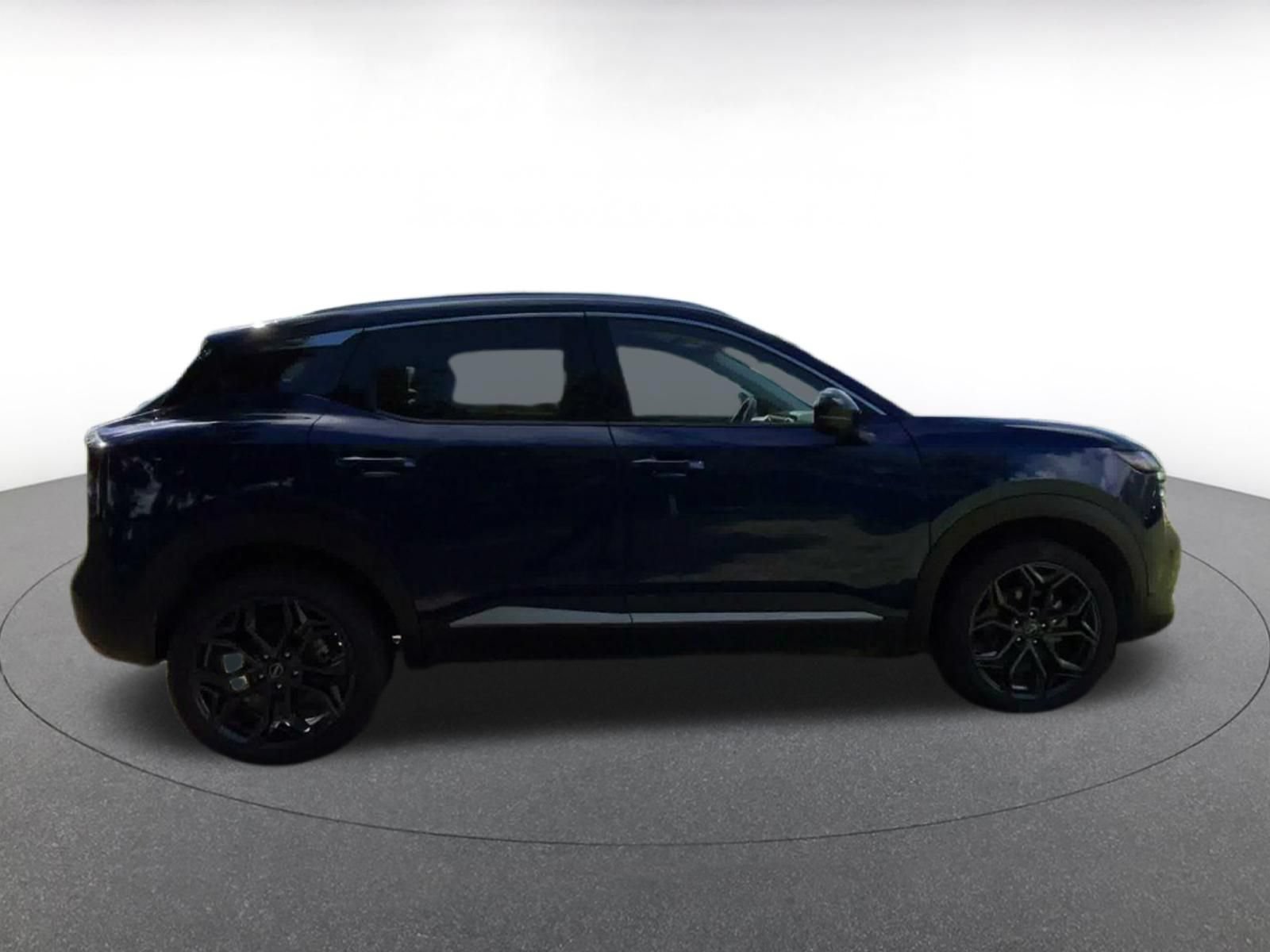 Thumbnail: 2026 Nissan Kicks - 13