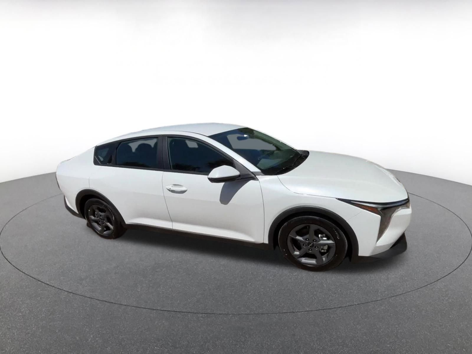 Thumbnail: 2025 Kia K4 - 2