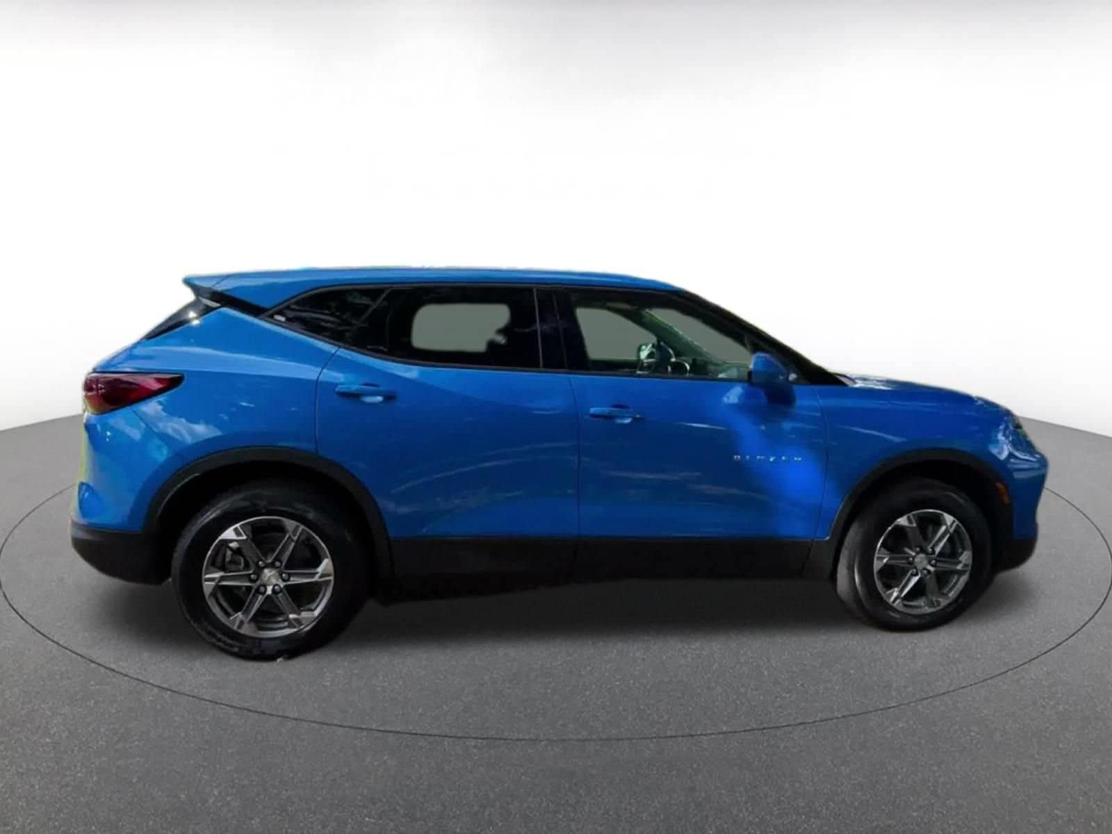 Thumbnail: 2025 Chevrolet Blazer - 15