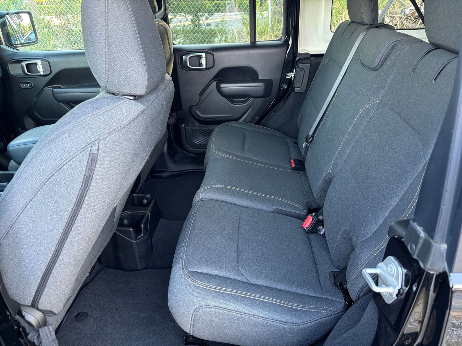 Thumbnail: 2025 Jeep Wrangler - 25