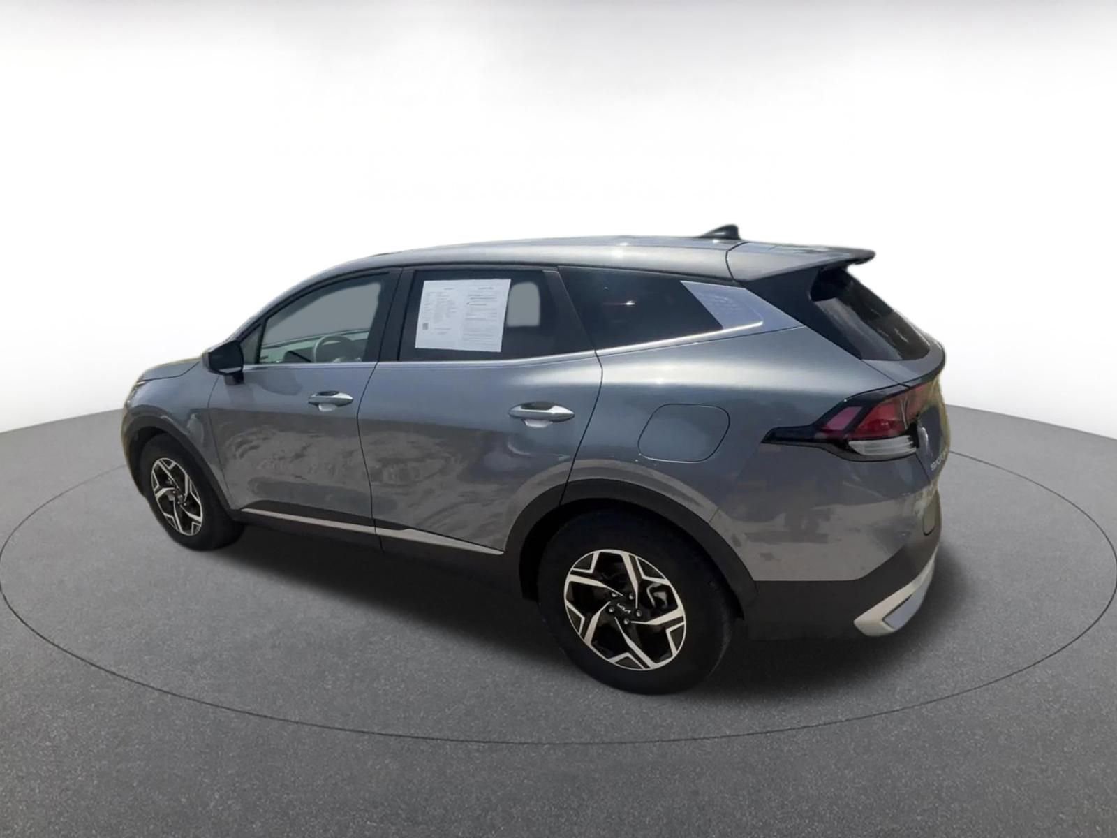 Thumbnail: 2025 Kia Sportage - 10