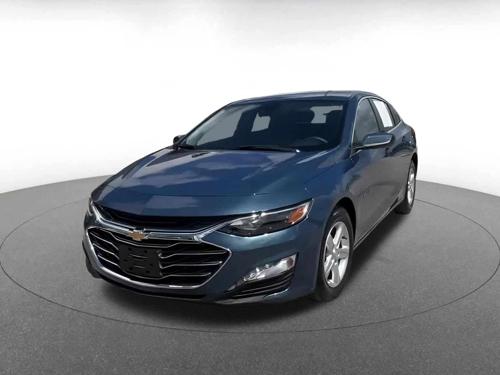 Thumbnail: 2024 Chevrolet Malibu - 7