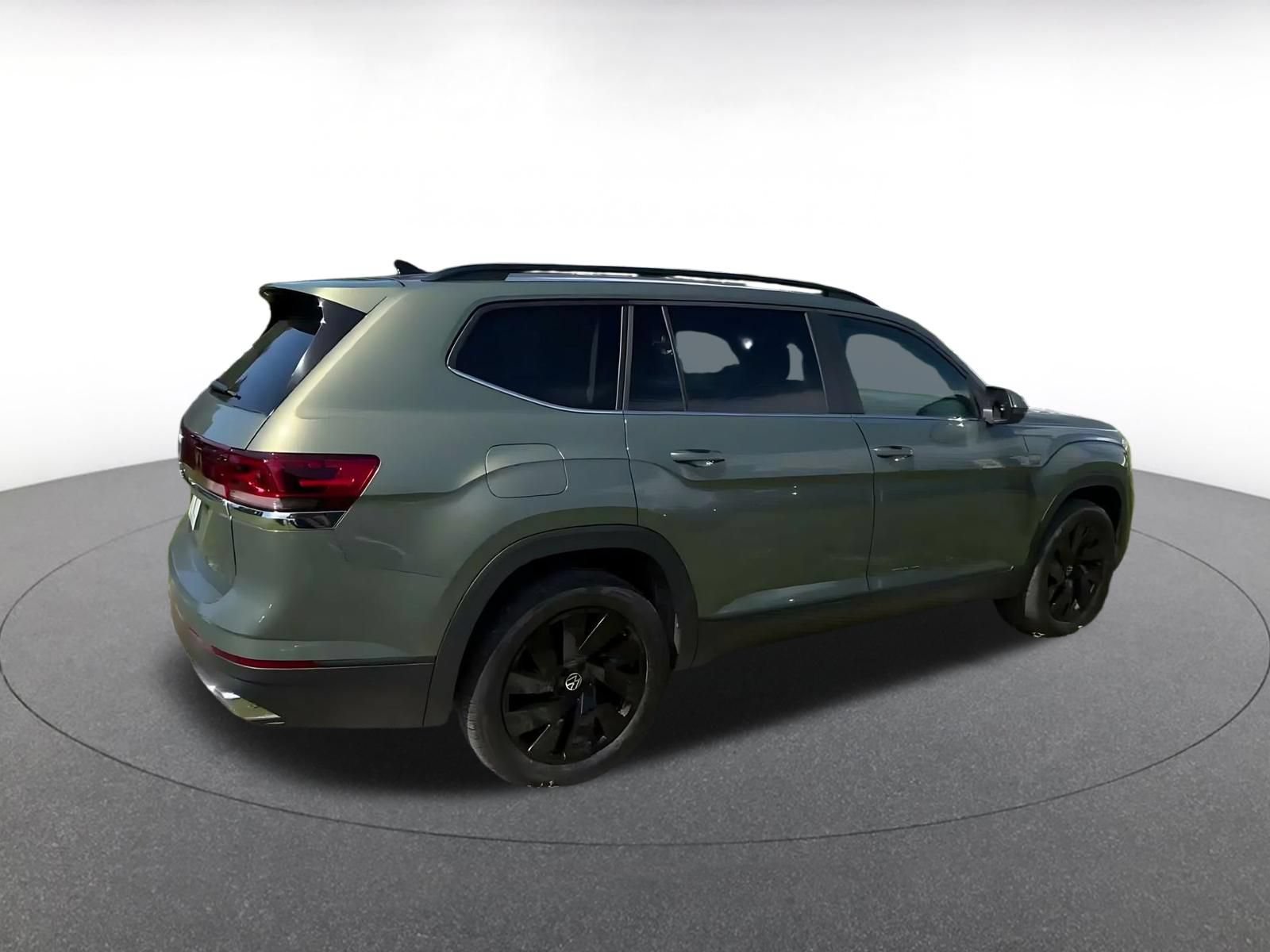 Thumbnail: 2026 Volkswagen Atlas - 11