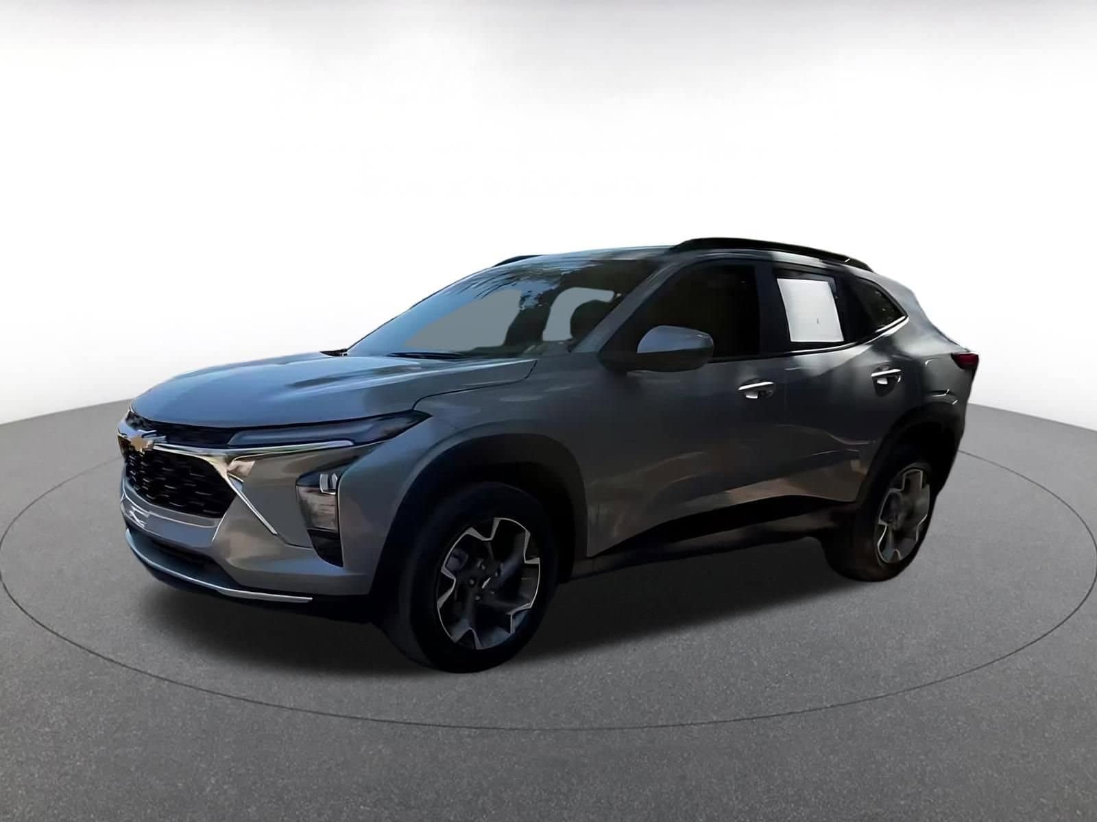 Thumbnail: 2025 Chevrolet Trax - 8