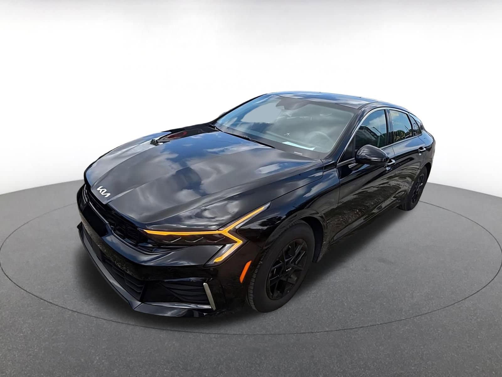 Thumbnail: 2025 Kia K5 - 2