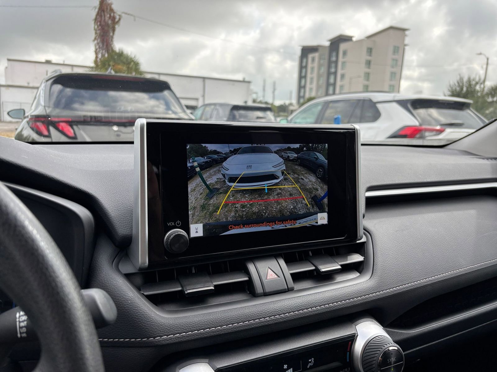 Thumbnail: 2025 Toyota RAV4 - 18