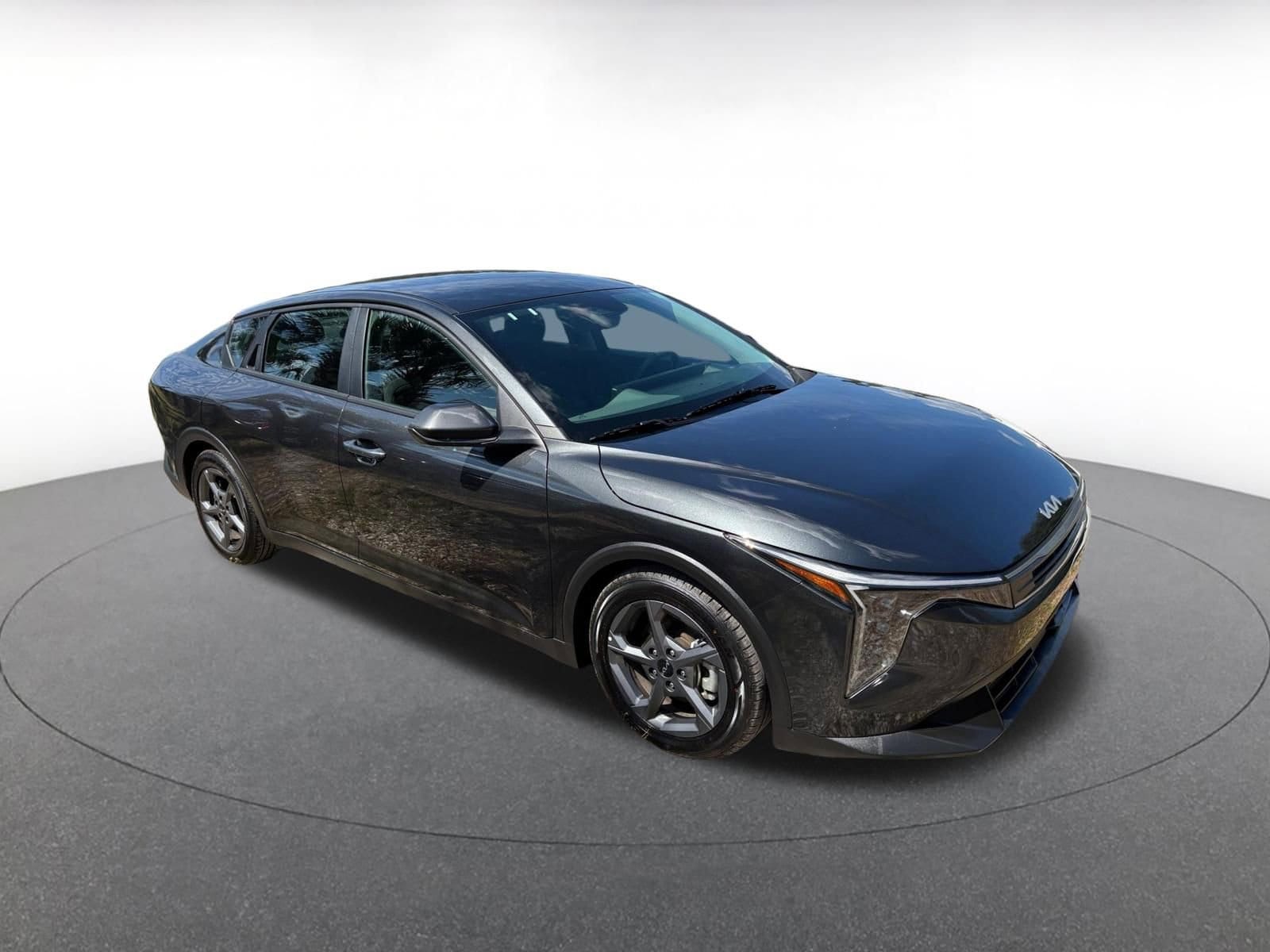 Thumbnail: 2025 Kia K4 - 1