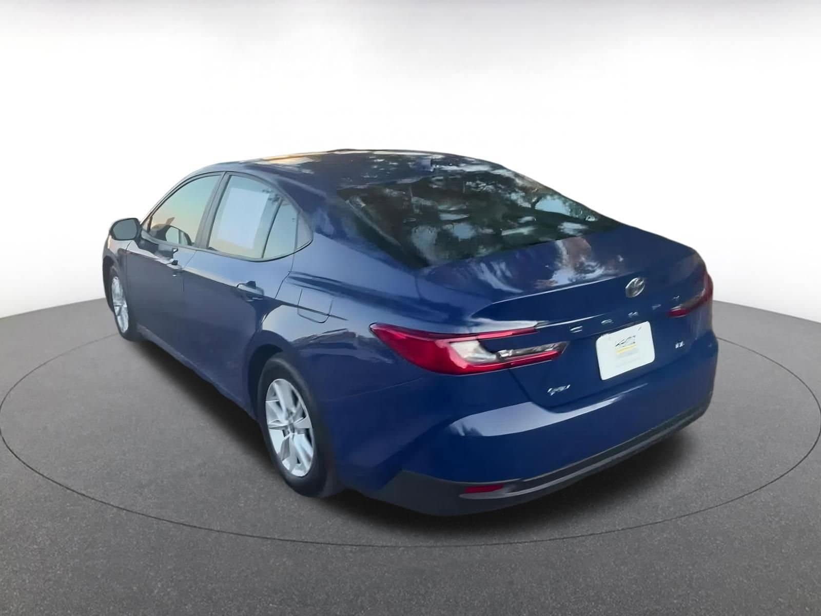 Thumbnail: 2025 Toyota Camry - 11