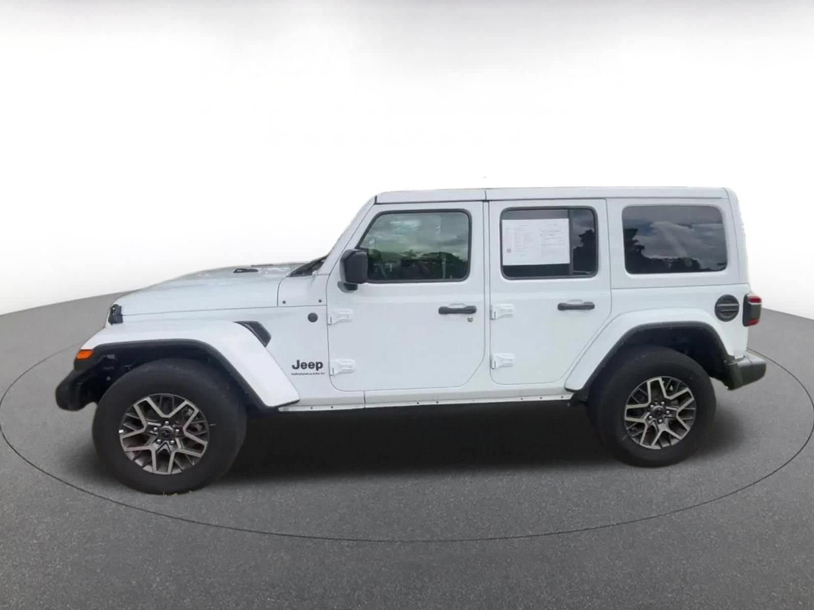 Thumbnail: 2025 Jeep Wrangler - 9