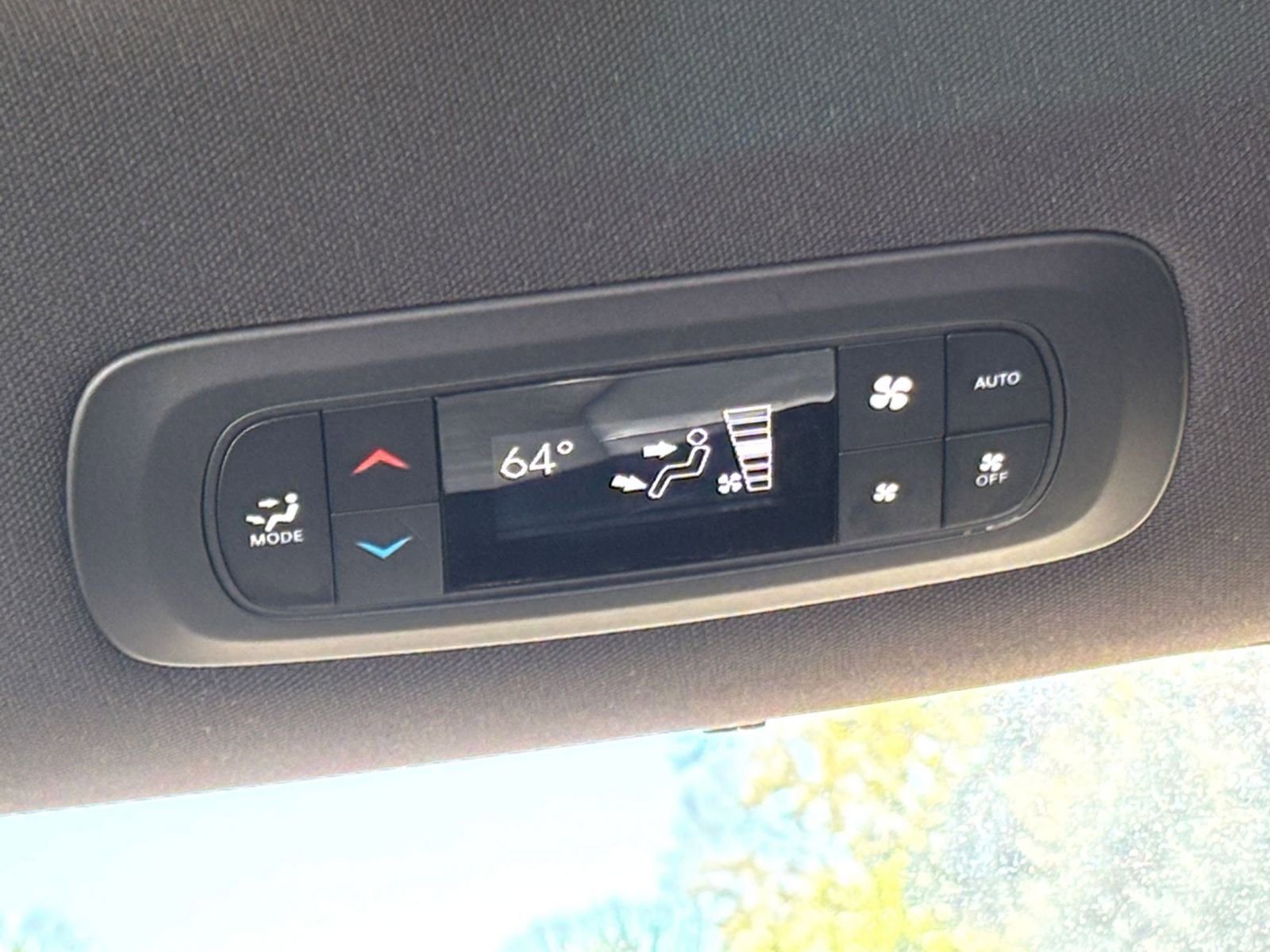 Thumbnail: 2025 Chrysler Pacifica - 24