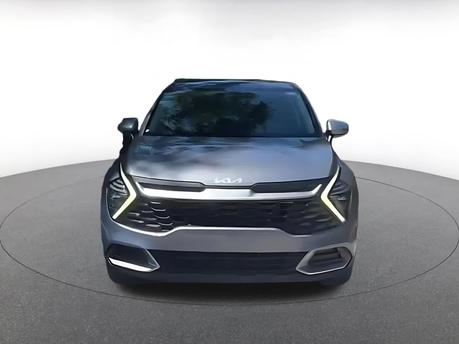 Thumbnail: 2025 Kia Sportage - 3
